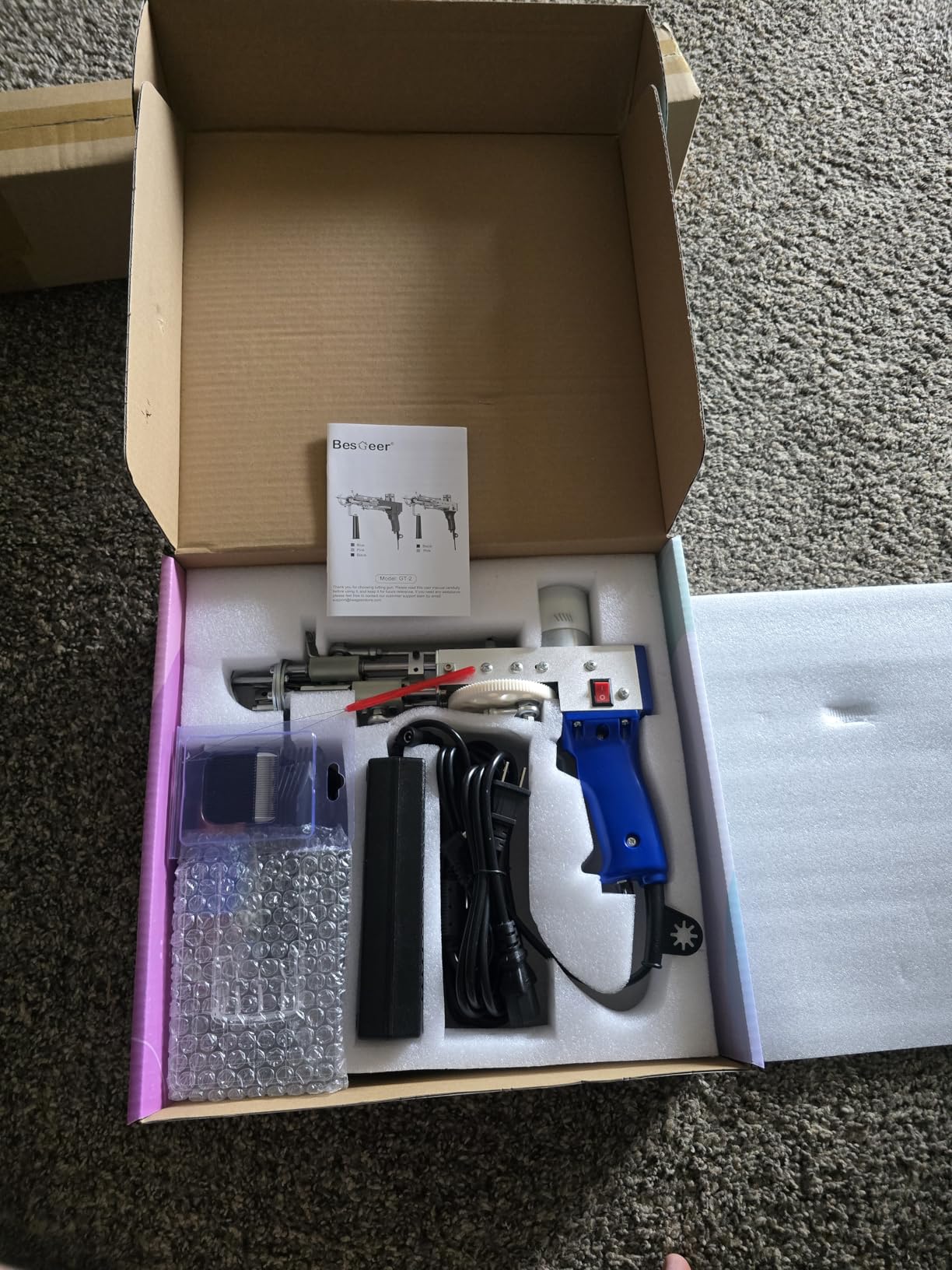 BESGEER 2025 Rug Tufting Gun Starter Kit with Frame with Trimmer - 2 in 1 Cut and Loop Pile Gun and Carpet Carving Clippers with Tufting Frame customer photo 1