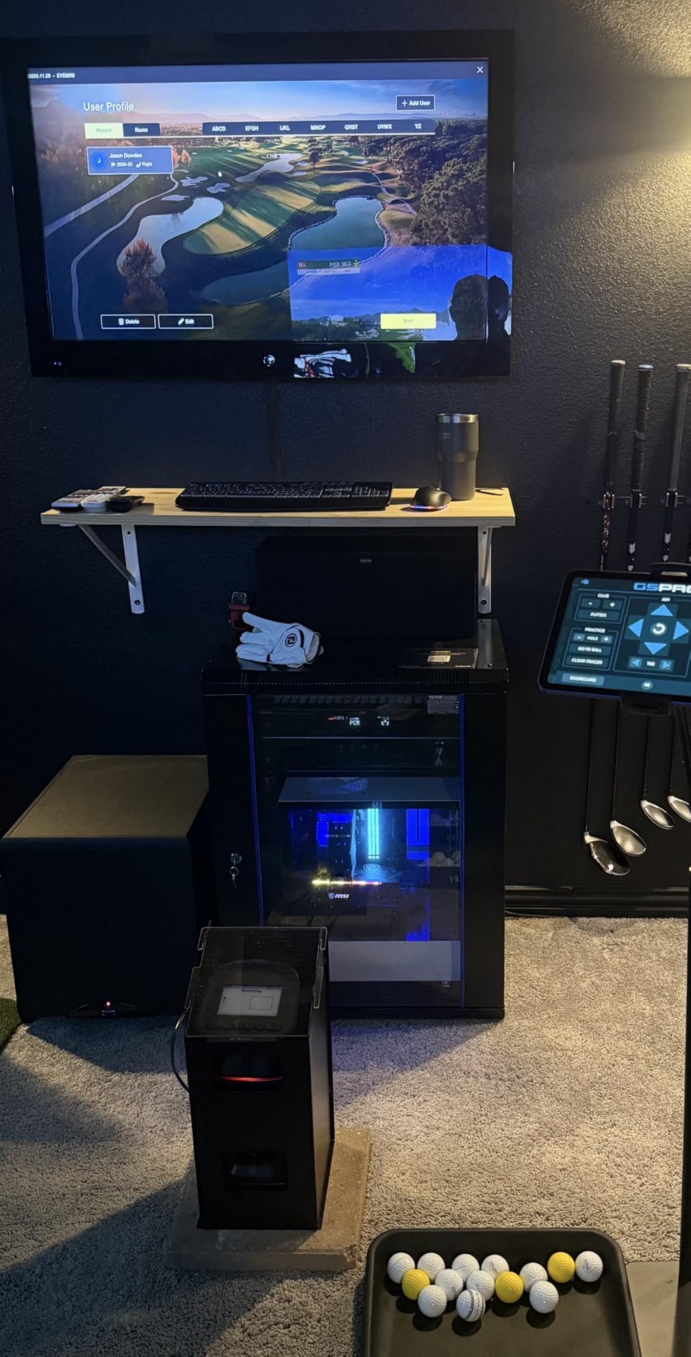 VEVOR 6U Wall Mount Network Server Cabinet, 15.5'' Deep, Server Rack Cabinet Enclosure, 200 lbs Max. Ground-Mounted Load Capacity, with Locking Glass Door Side Panels, for IT Equipment, A/V Devices customer photo 1