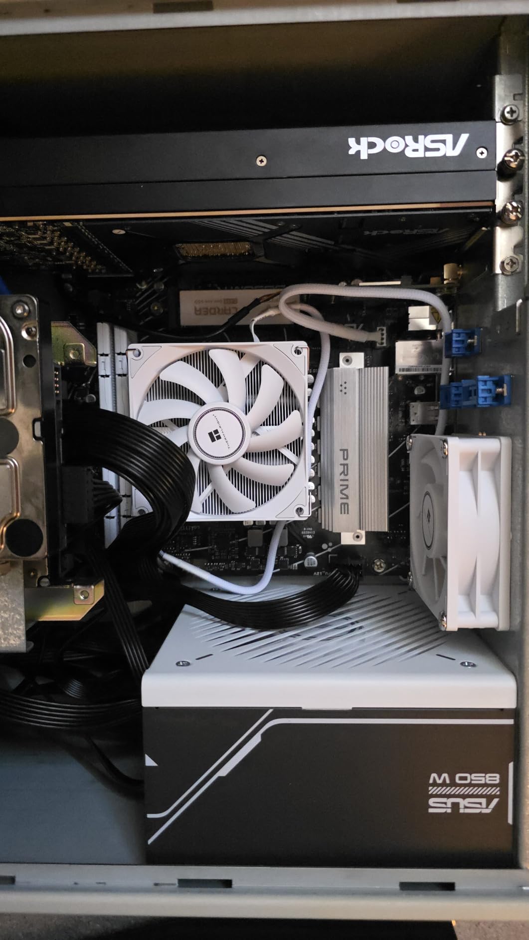 ASUS Prime 850W Gold (850 Watt, ATX 3.0 Compatible, Fully Modular Power Supply, 80+ Gold Certified, Dual Ball Bearings, Two Color Options in One, 8-Year Warranty) customer photo 2
