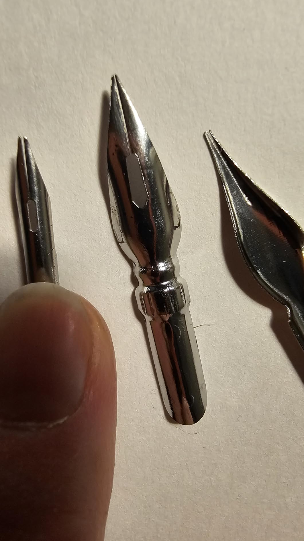 10PCS Oblique Calligraphy Dip Pen Set - 2-in-1 Drawing Pen Holder with 8 Pieces Stainless Steel Pen Replacement Nibs for Writing, Painting, Signing, Sketch customer photo 2