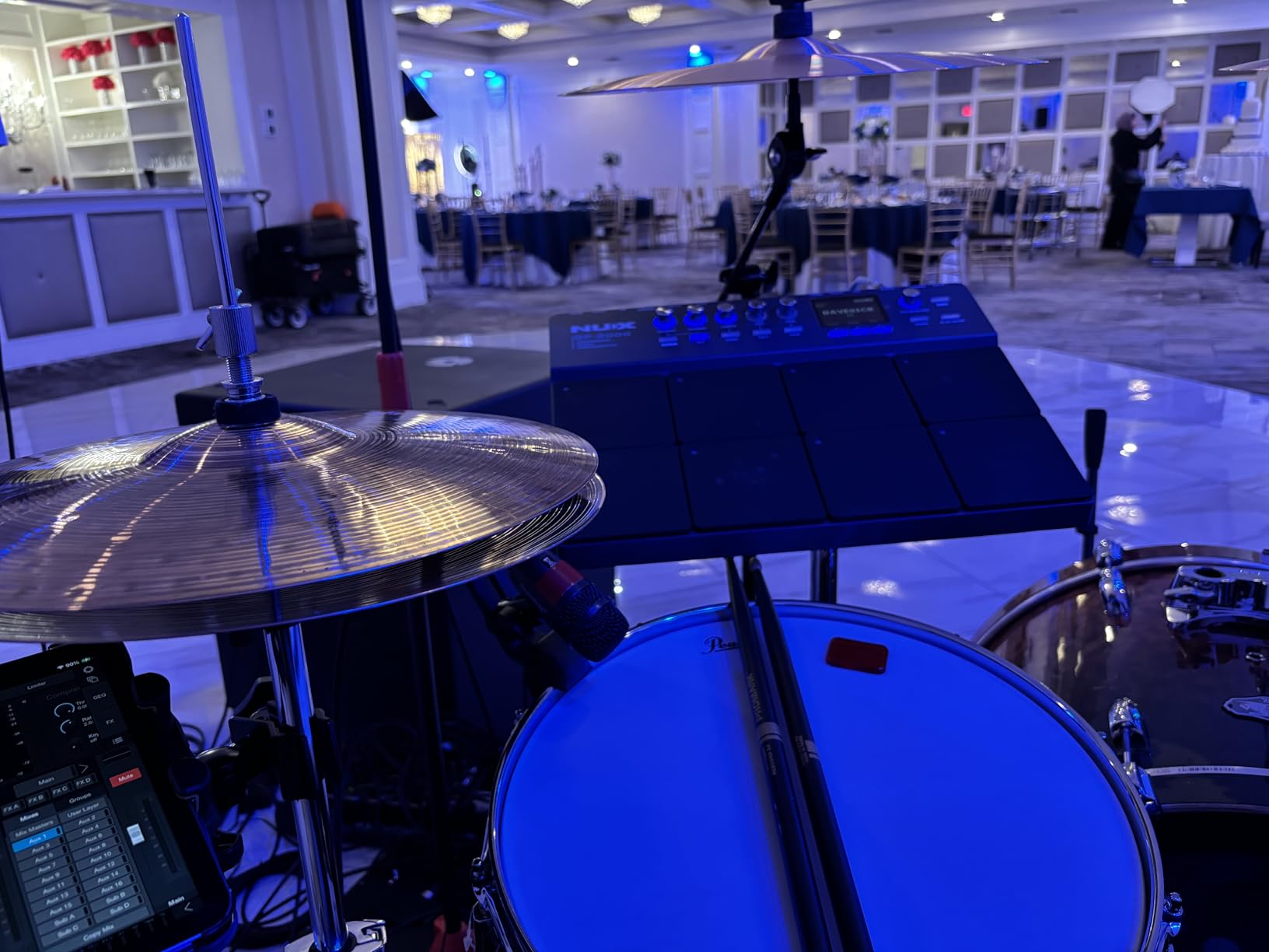 NUX DP-2000 8-Velocity Sensitive Independent Strike Percussion Pad with LED Lights, Digital Percussion Pad with UI Interactive Interface, Six On-Board Effects, Wavimport Function customer photo 1