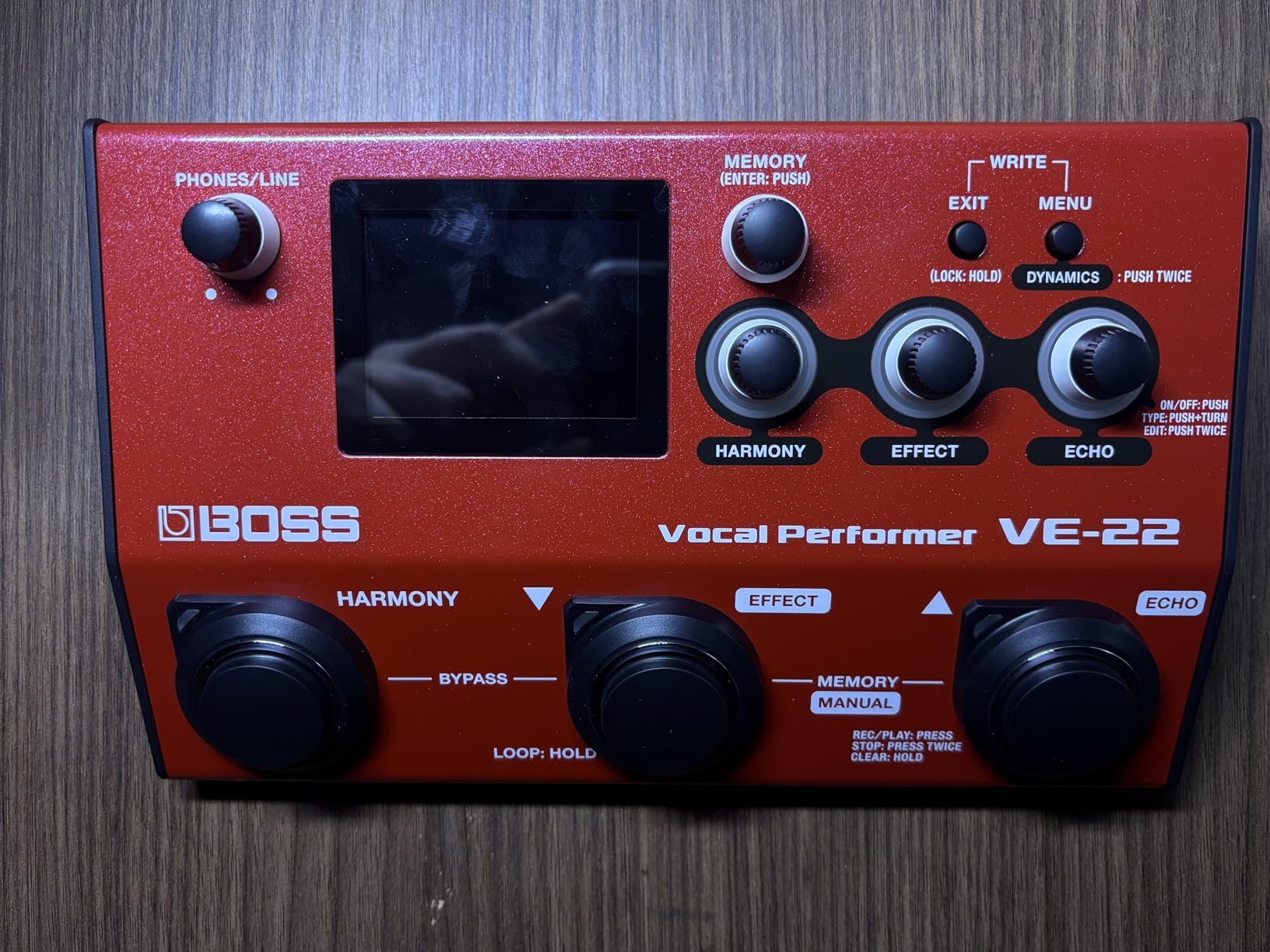BOSS VE-22 Vocal Performer | Advanced Multi-Effects Processor for Singers | Powerful Harmony & Doubling Functions | Auto Pitch Correction | Ideal for Stage Performance, Recording, Livestreaming & More customer photo 1