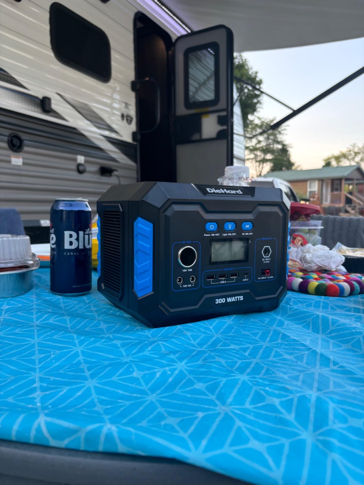 DieHard Portable Power Station 300-Watt (600-Watt Peak) 288.6Wh - Solar Generator (Solar Panel Optional), for Home Backup, Weather Emergencies, Outdoor Recreation, Jobsite and more customer photo 2