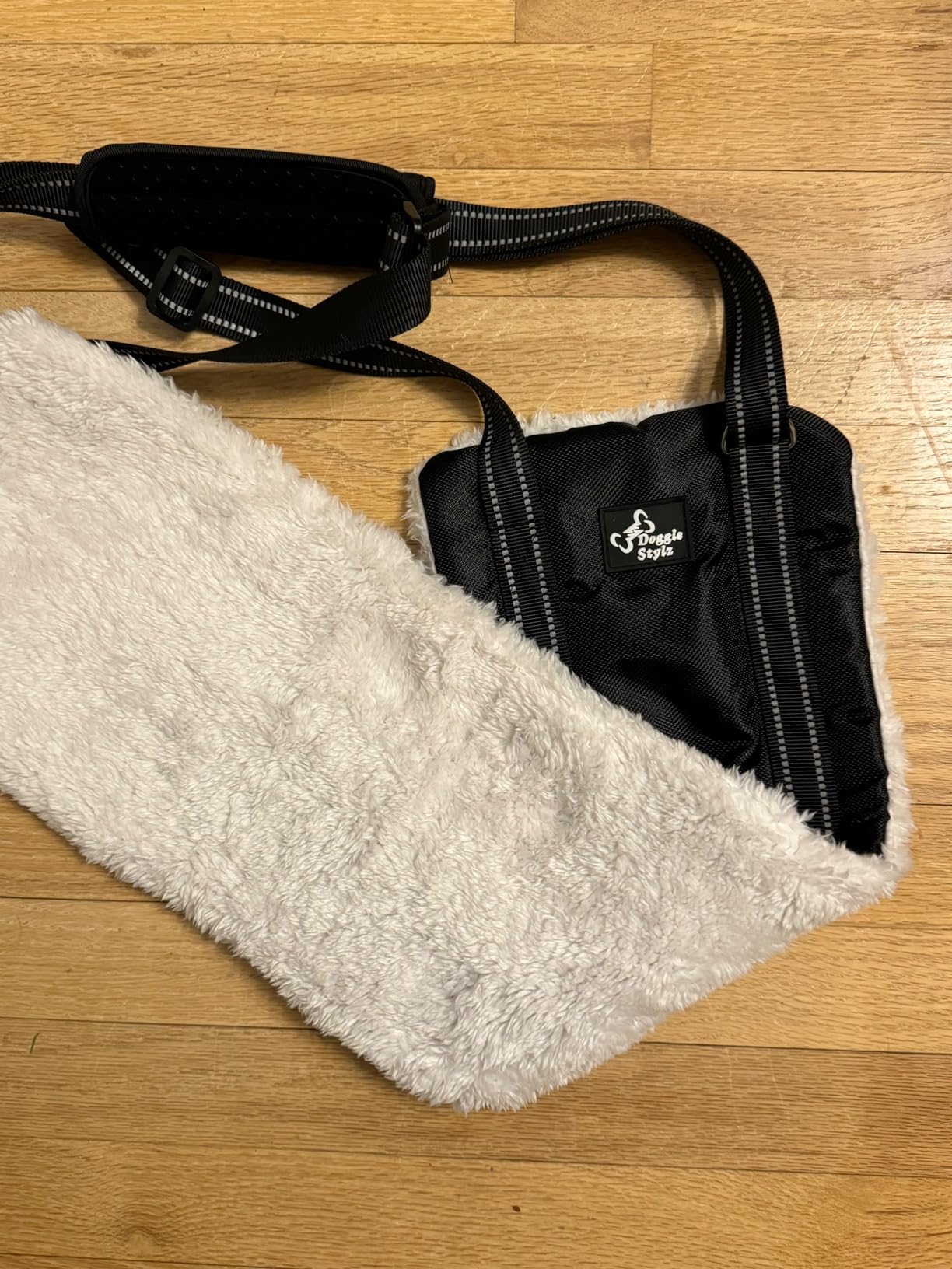 Doggie Stylz Portable Dog Lift Harness 4-150 lbs. Dog Sling for Back Legs, Hip Support Harness Helps Lift for Rehab, Weak Rear Legs, Hind Leg Support, Senior, Injured, Disabled, After Surgery (Small) customer photo 1