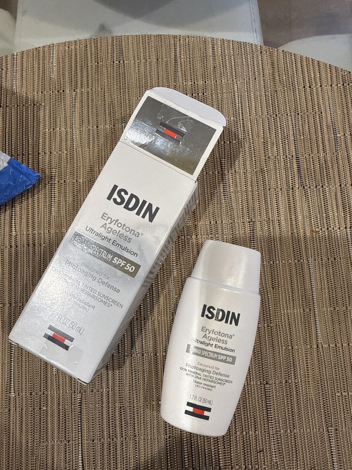 ISDIN Eryfotona Ageless Tinted Mineral Sunscreen SPF 50, Anti-Aging Face Sunscreen with Zinc Oxide, DNA Repairsomes & Vitamin E, Universal Tint No White Cast, Dermatologist Recommended customer photo 1