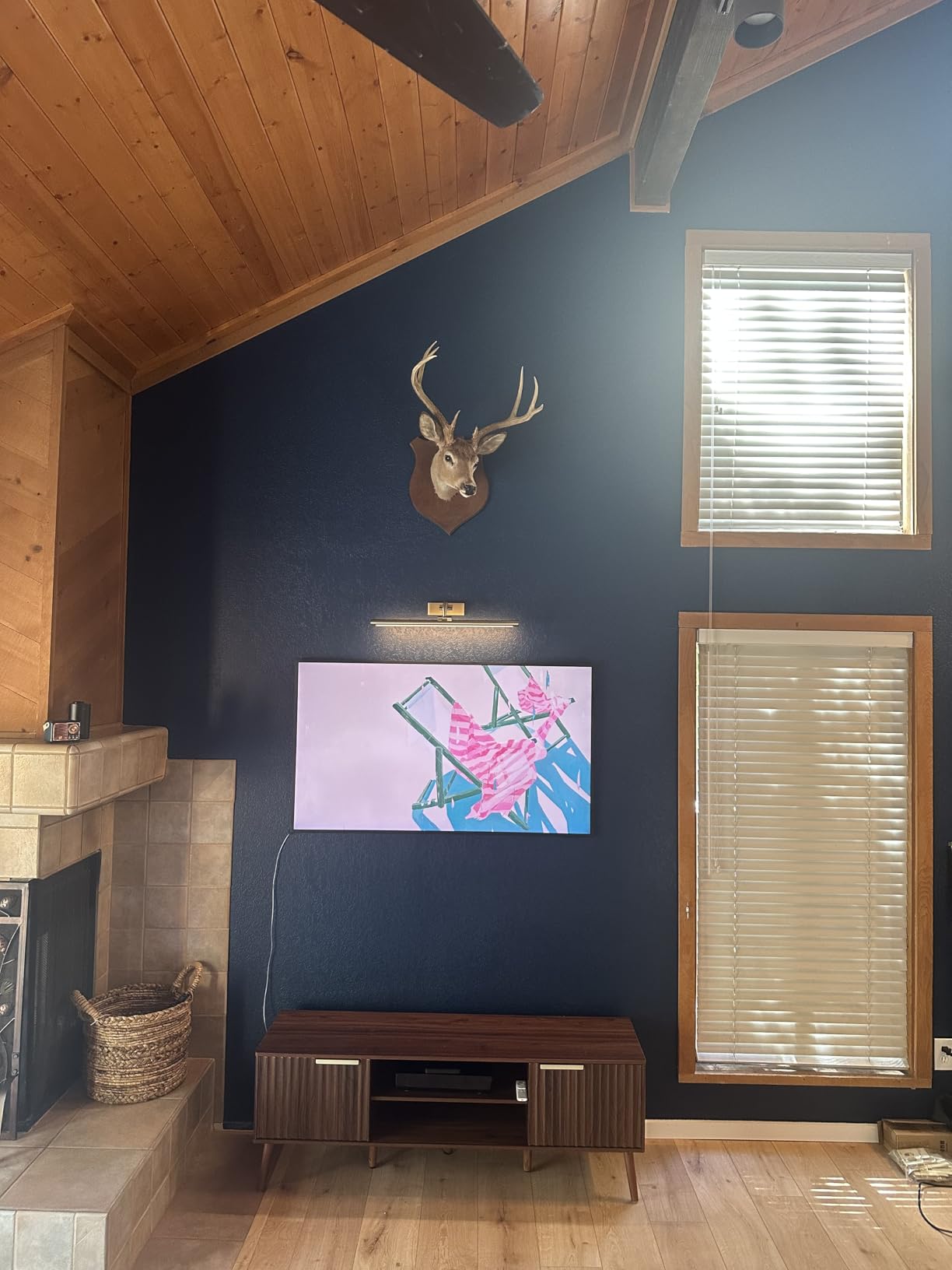 Samsung 55-Inch Class QLED 4K LS03D The Frame Series Quantum HDR Smart TV w/Dolby Atmos, Art Mode, Anti-Reflection, Customizable Frame, Slim Fit Wall Mount with Alexa Built-in (QN55LS03D, 2024 Model) customer photo 1