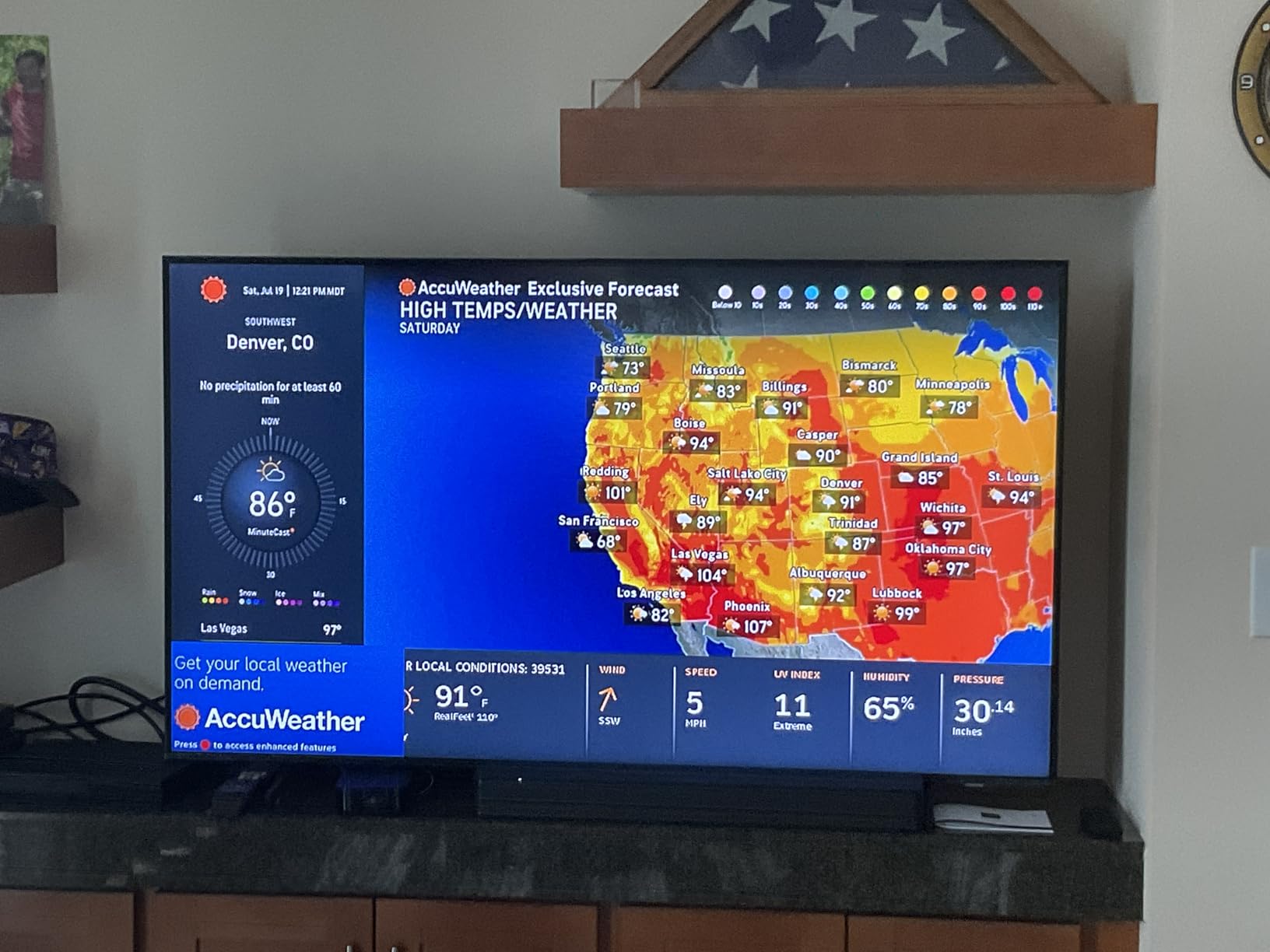 Samsung 85-Inch Class 4K Crystal UHD DU8000 Series HDR Smart TV w/Object Tracking Sound Lite, Motion Xcelerator 120Hz, Ultra Slim Design, Gaming Hub, Alexa Built-in (UN85DU8000, 2024 Model) customer photo 2
