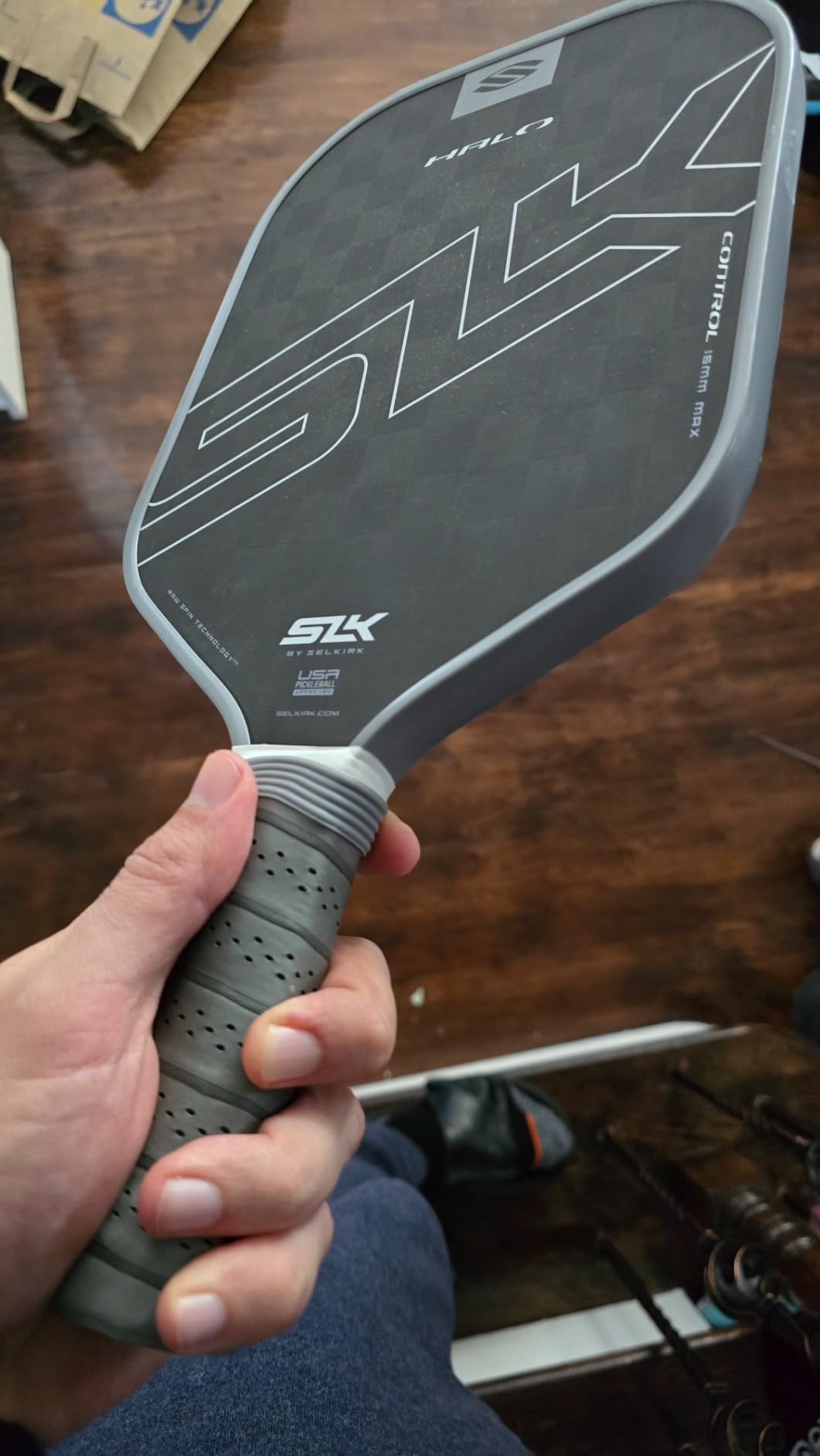Selkirk Sport SLK Halo Raw Carbon Fiber Pickleball Paddle | Designed in The USA | Choose The T700 Raw Carbon Fiber Power, 18k Ultraweave Control, or Aramid Fiber Linkweave Thermoformed Pro customer photo 1