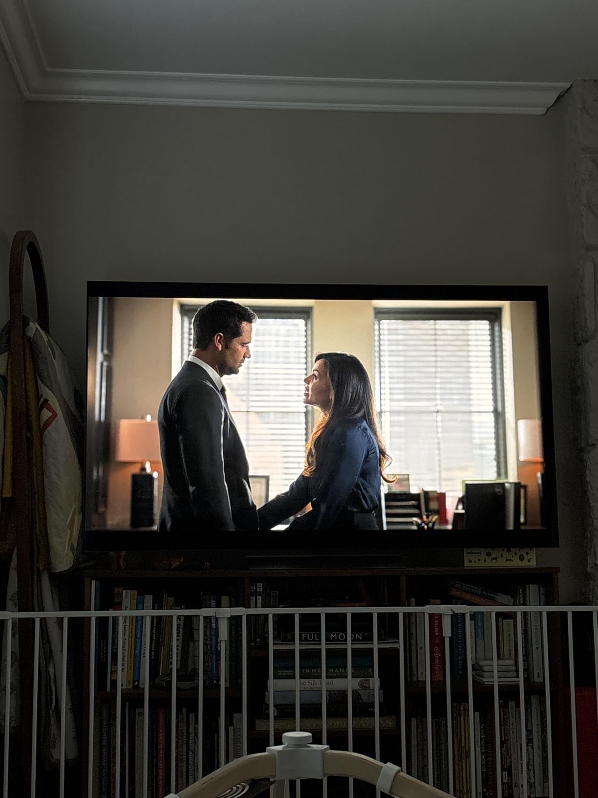 LG 42-Inch Class OLED evo C4 Series Smart TV 4K Processor Flat Screen with Magic Remote AI-Powered with Alexa Built-in (OLED42C4PUA, 2024) customer photo 2