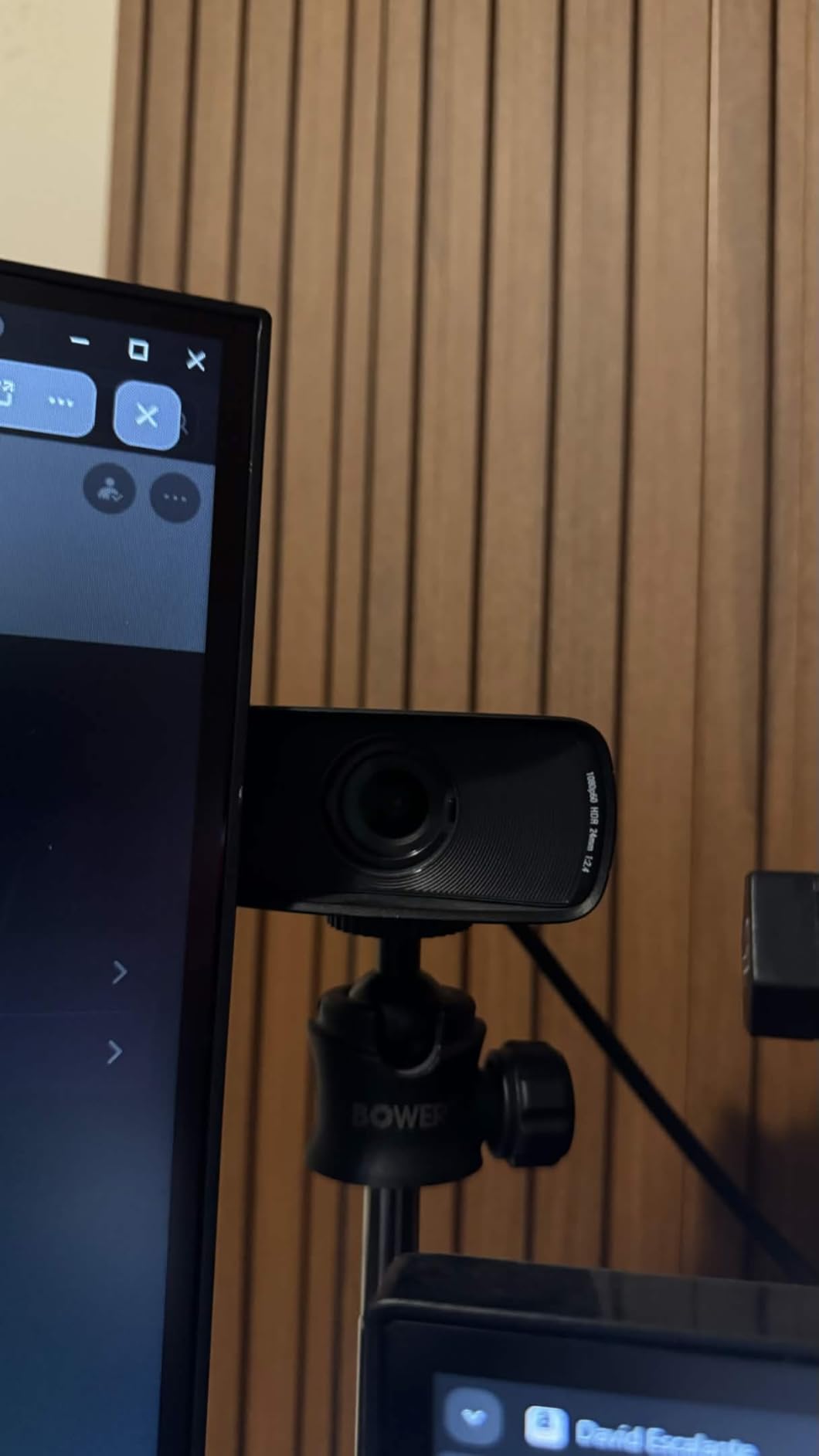 Elgato Facecam MK.2 - Premium Full HD 1080p Webcam for Streaming, Gaming, Video Calls, HDR Enabled, Sony Sensor, PTZ Control - Works with OBS, Zoom, Teams, and More, for PC/Mac customer photo 1