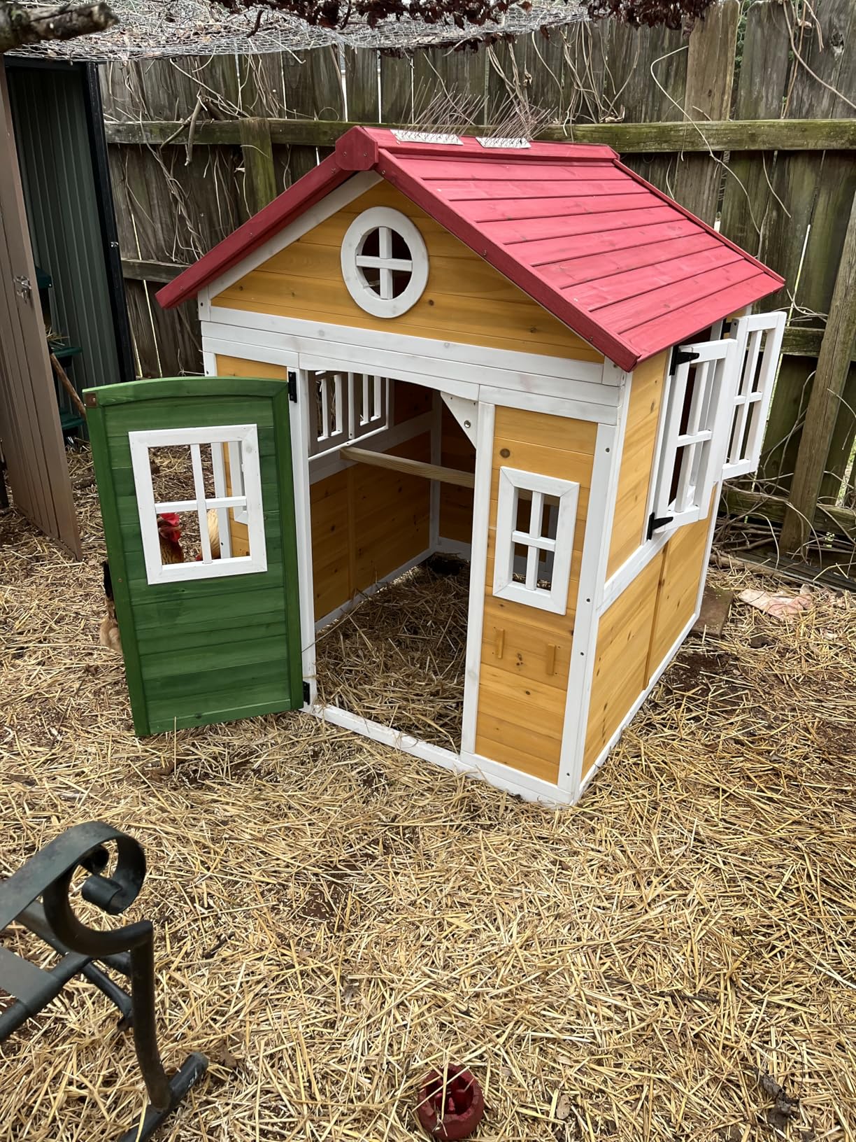 Outsunny Outdoor Kids Playhouse, Wooden Playhouse with Doors, Windows, Planter Pots and Boxes for Toddlers 3-8 Years, Cottage Play House for Backyard, DIY Chicken Coop, Beige customer photo 1