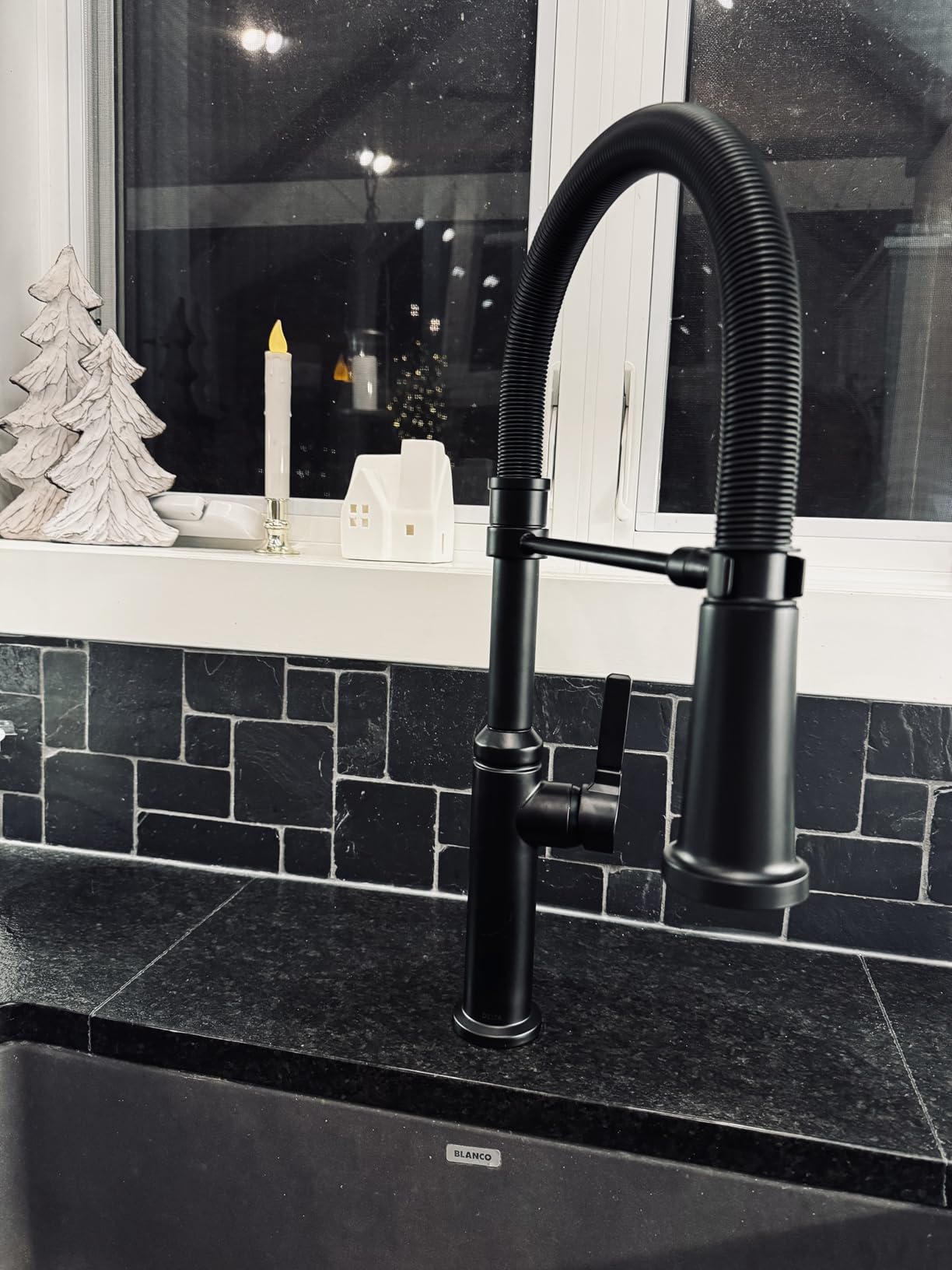 Delta Rhett Pro Style Commercial Kitchen Faucet with Pull Down Sprayer, Brushed Nickel, Stainless 18829-SS-DST customer photo 2