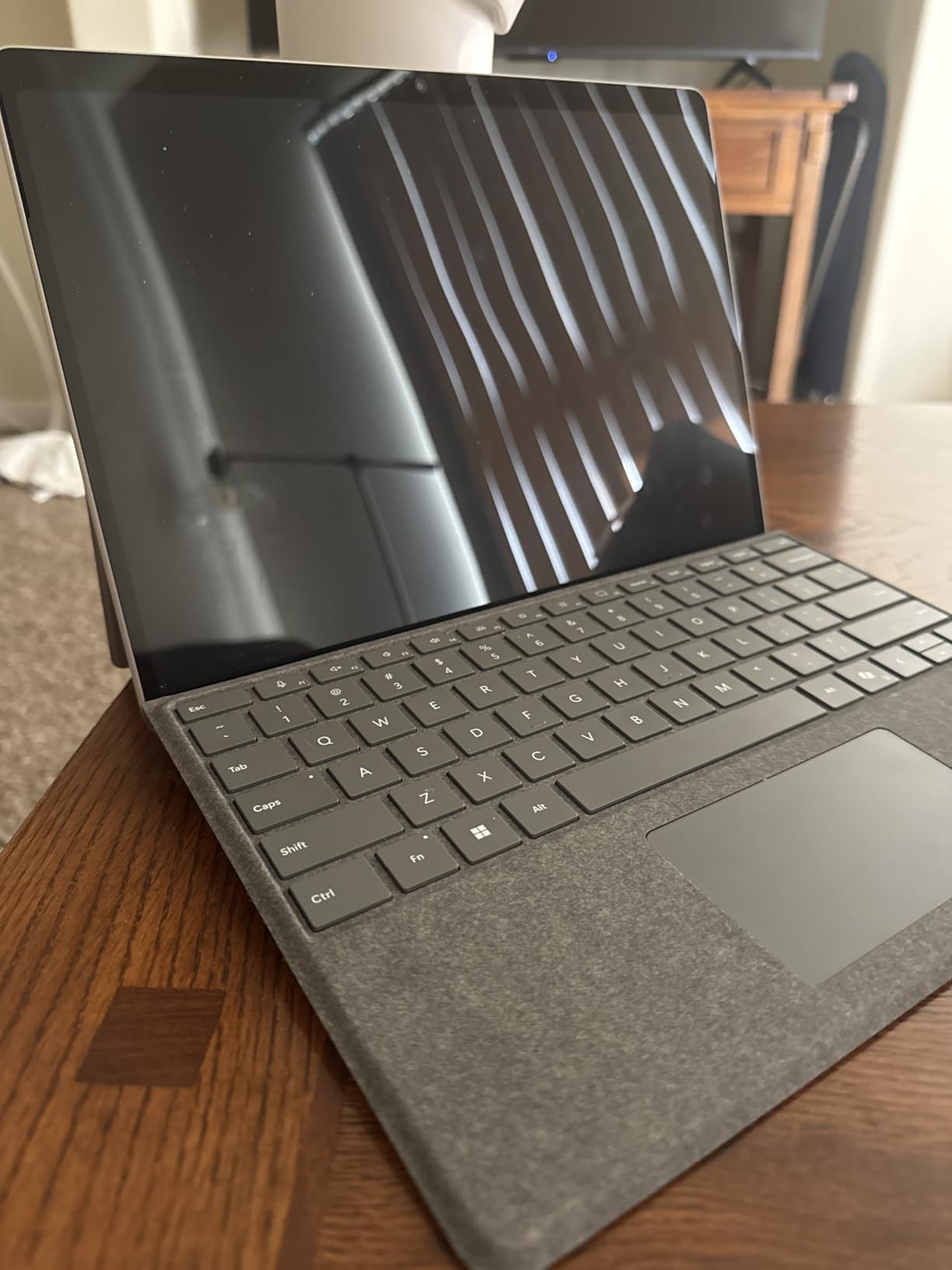Surface Pro 2-in-1 Laptop/Tablet (2024), 13 OLED Touchscreen Display, 16GB RAM, 512GB Storage | Windows 11 Copilot+ PC, Snapdragon X Elite (12 Core), Sapphire customer photo 1