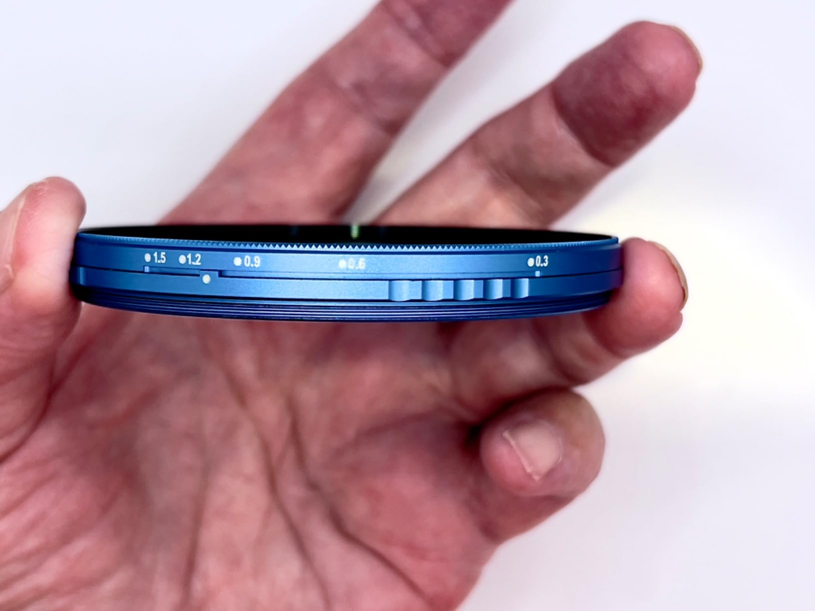 Prism Lens FX Cinema Hard Stop Variable ND Filter | 82mm Circular Threaded | Black Ring | 1-5 Stops (0.3-1.5) | Rotatable VND for Photo & Video | Color Accurate with No IR Shifts or X-Vignetting! customer photo 2