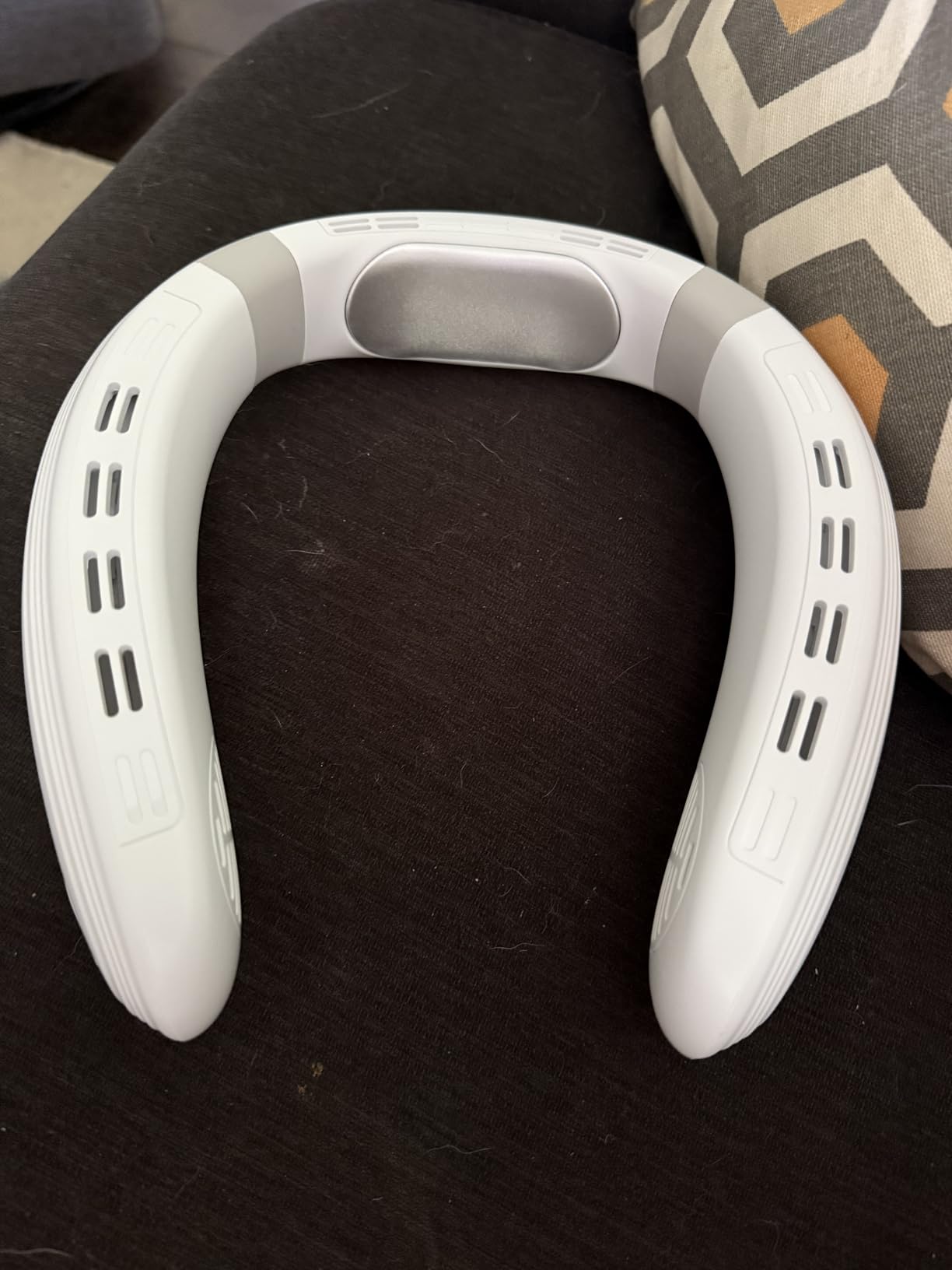 Neck Fan - Portable Personal Fan with Cooling Plate,Operated Wearable Rechargeable Fan with 5200mAh Lithium Battery for Travel,Neck Air Conditioner,3 Cooling Level&3 Speeds Level,Gifts for Women Men customer photo 2