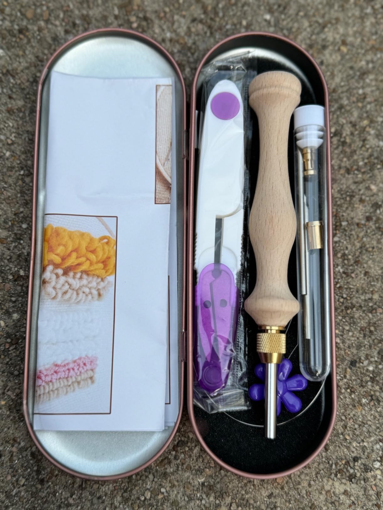 Punch Needle Kit with Storage Box, Adjustable Punch Needle Tool with 5 Different Metal Needles, Embroidery Punch Needle Set Adults Beginner for DIY Craft customer photo 1