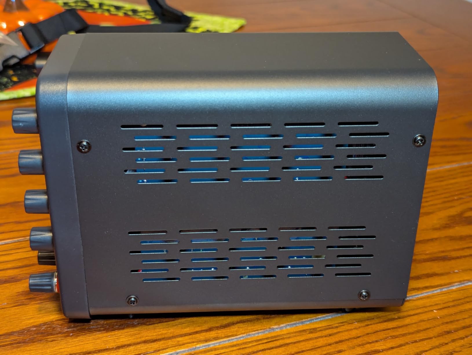 DC Power Supply Variable, 30V 10A Bench Power Supply with Encoder Coarse & Fine Adjustments Knob, Adjustable Switching Regulated lab Power Supplies with 18W USB & Type-C Quick-Charge customer photo 2