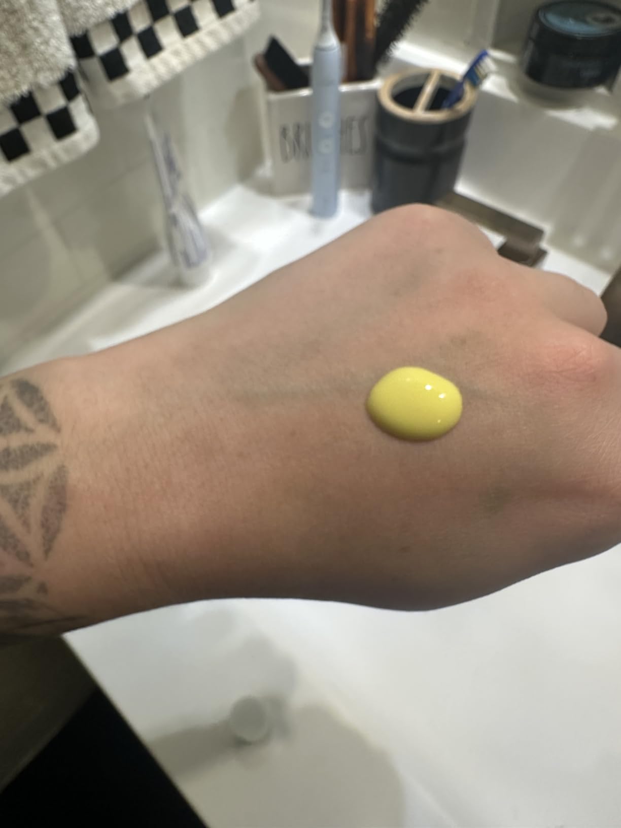 The Ordinary Retinal 0.2% Emulsion, High-Strength Retinoid Serum for Advanced Anti-Aging Support, 0.5 Fl Oz customer photo 1