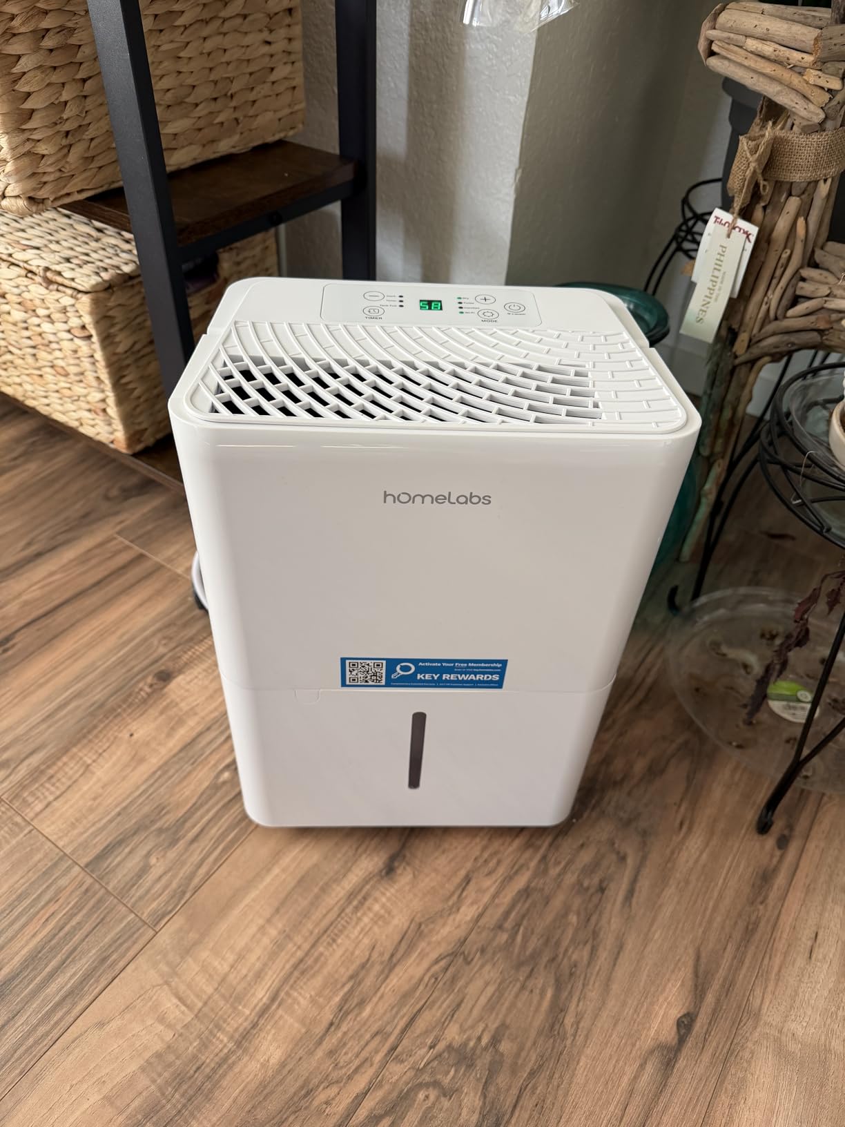 hOmeLabs Dehumidifier 7,000 Sq Ft Wi-Fi (50 Pint MAX 120 Pint at 95°F, 90% RH) for Home, Office, Basements with Powerful Moisture Removal, Humidity Control, Auto Shut-off, Quiet Operation customer photo 1
