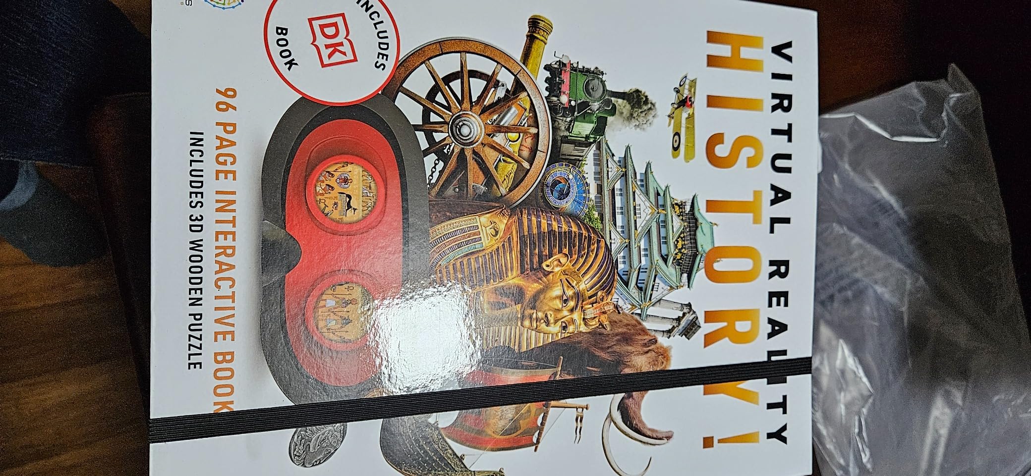 Abacus Brands Virtual Reality History! - Illustrated Interactive VR Book and STEM Learning Activity Set - for Ages 8 and Up customer photo 2
