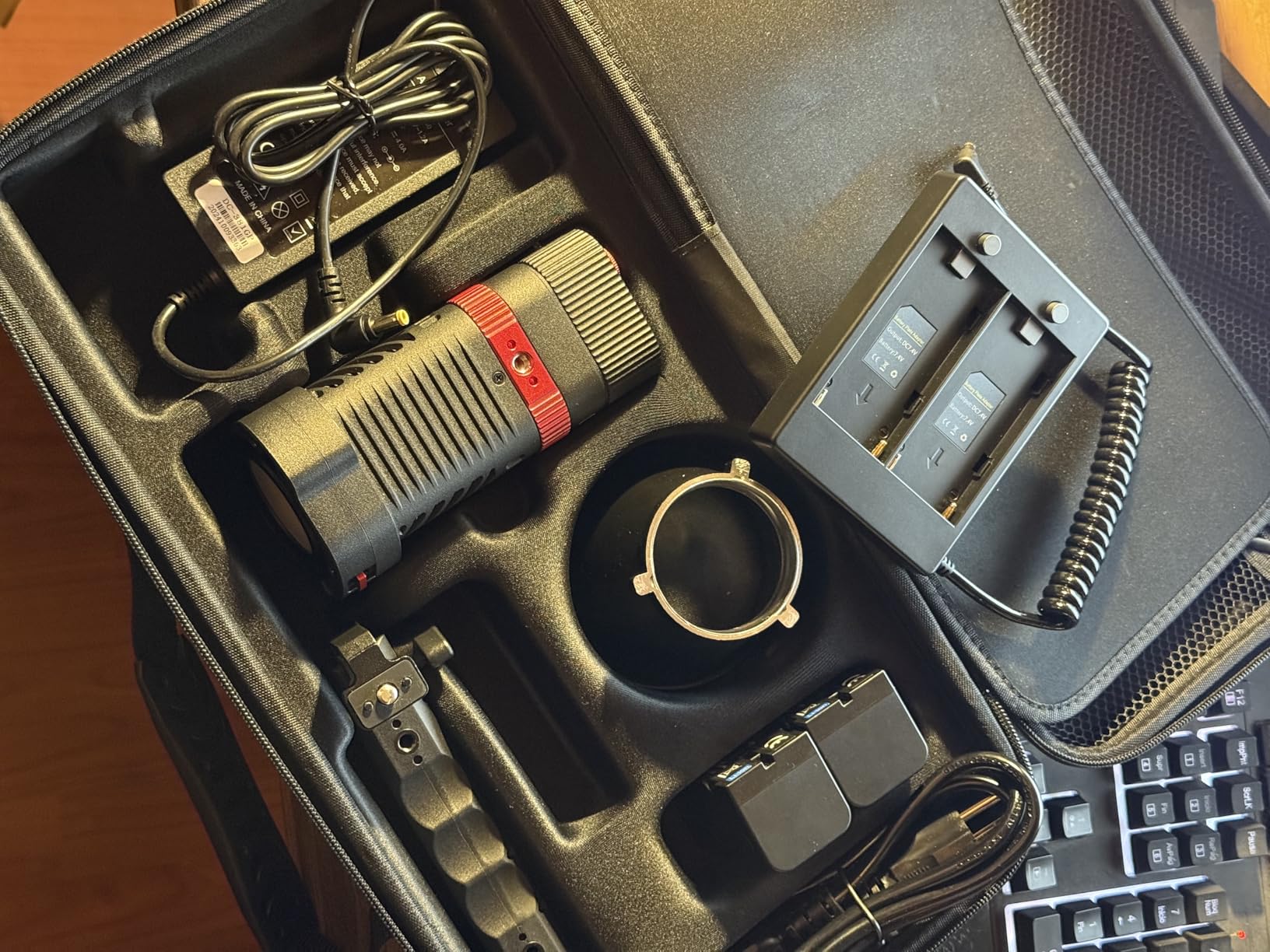 GVM 60W Video Light for COB Studio Lights, Portable Photography Lighting for Recording, Bowen Mount Adapter with Led Video Lighting, 2 Batteries, Spotlight for APP, Outdoor, 2700-6800K customer photo 1