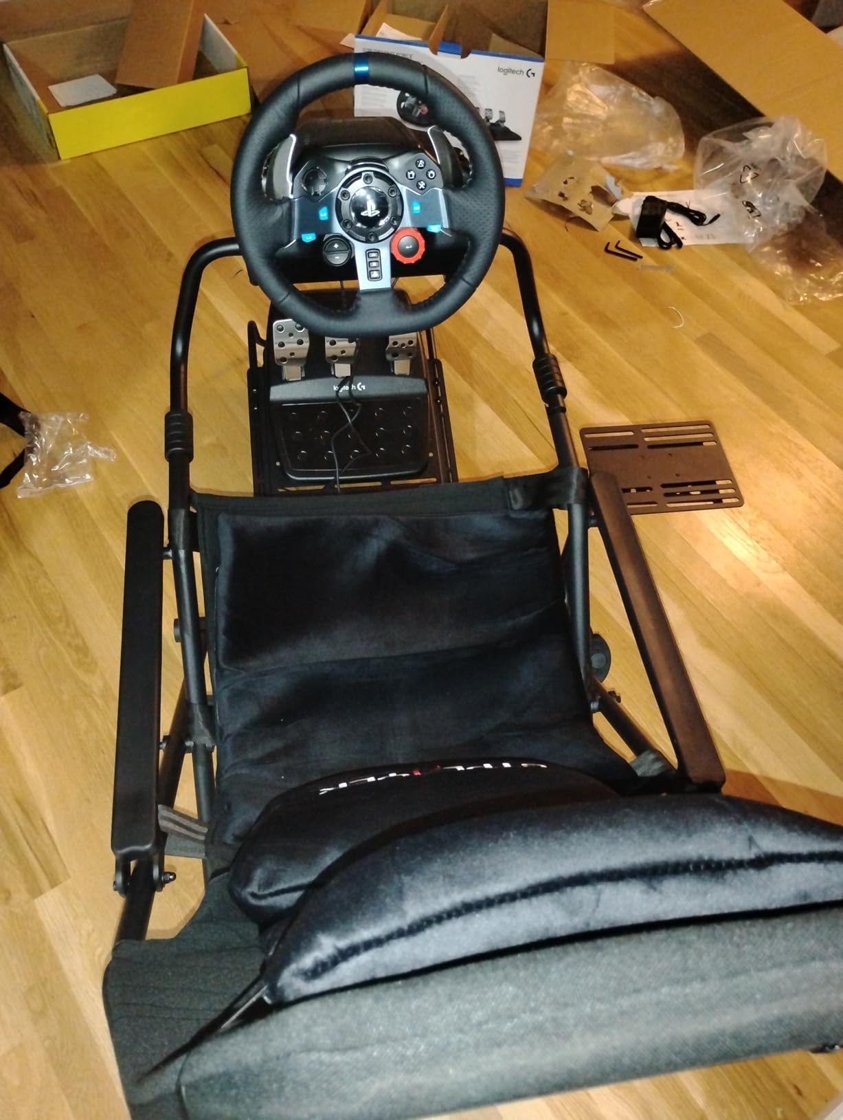 GTPLAYER Sim Racing Cockpit Foldable & Adjustable for High Performance Sim Racing Compact & Flexible Supports All Steering Wheels & Pedals for PC Wheel and Pedals Not Included(Black) customer photo 1