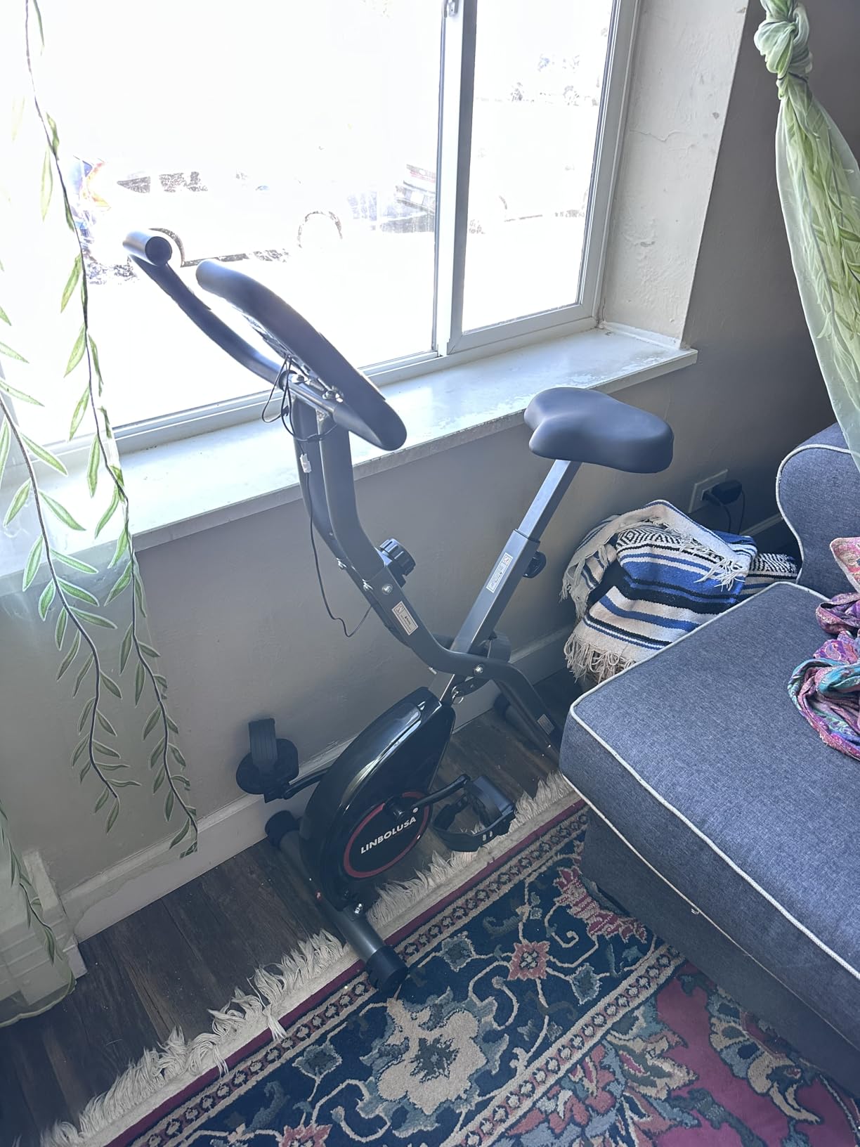 Foldable Exercise Bike for Small Apartments, Stationary Bikes for Home, Indoor Portable Cycling Bike with 16-Level Magnetic Resistance, 260LBS Capacity, 5.5 LBS Flywheel, for Small Space Workout 816 customer photo 2