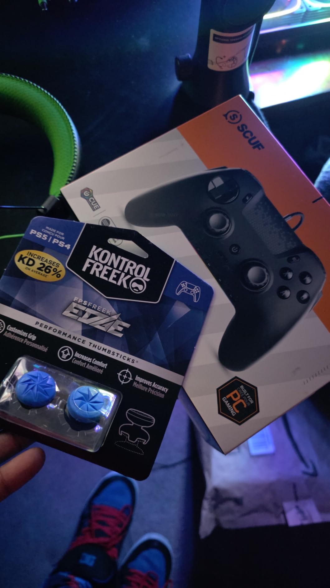 SCUF ENVISION Wired V2 (2025) PC Only Gaming Controller - Anti-Drift Thumbsticks - Five Remappable G-Keys - Remappable Back Paddles - Black customer photo 1