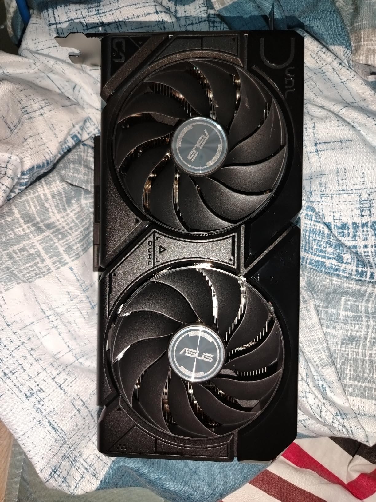 Asus Dual GeForce RTX 4060 Ti EVO OC Edition 16GB GDDR6 (PCIe 4.0, 16GB GDDR6, DLSS 3, HDMI 2.1a, DisplayPort 1.4a, 2.5-Slot Design, Axial-tech Fan Design, 0dB Technology) customer photo 1