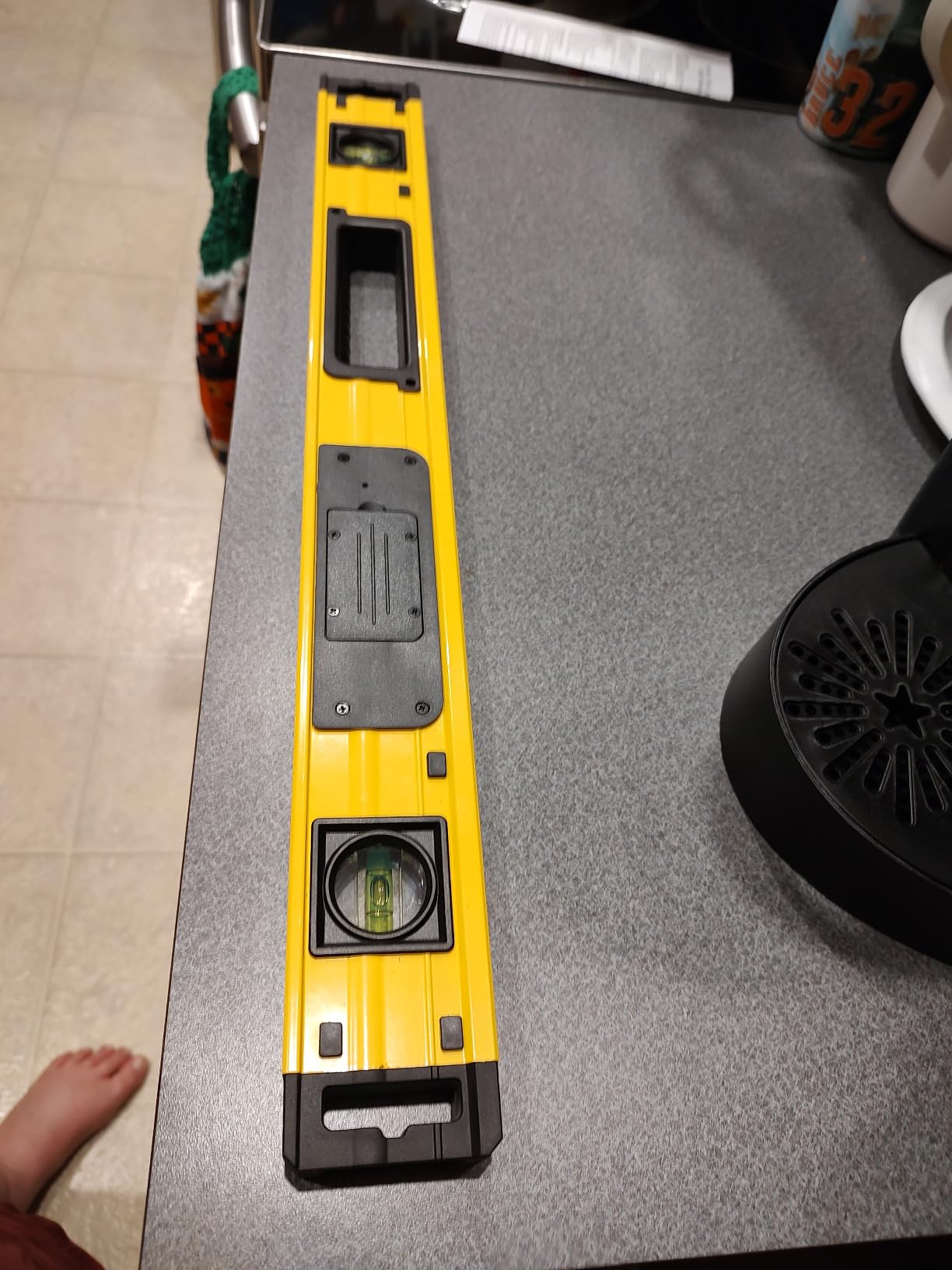 24 Inch Smart Digital Level, LCD Screen Magnetic Electronic Level Tool with Batteries & Case, IP54 Dust and Waterproof Digital Torpedo Level & Protractor, 24
