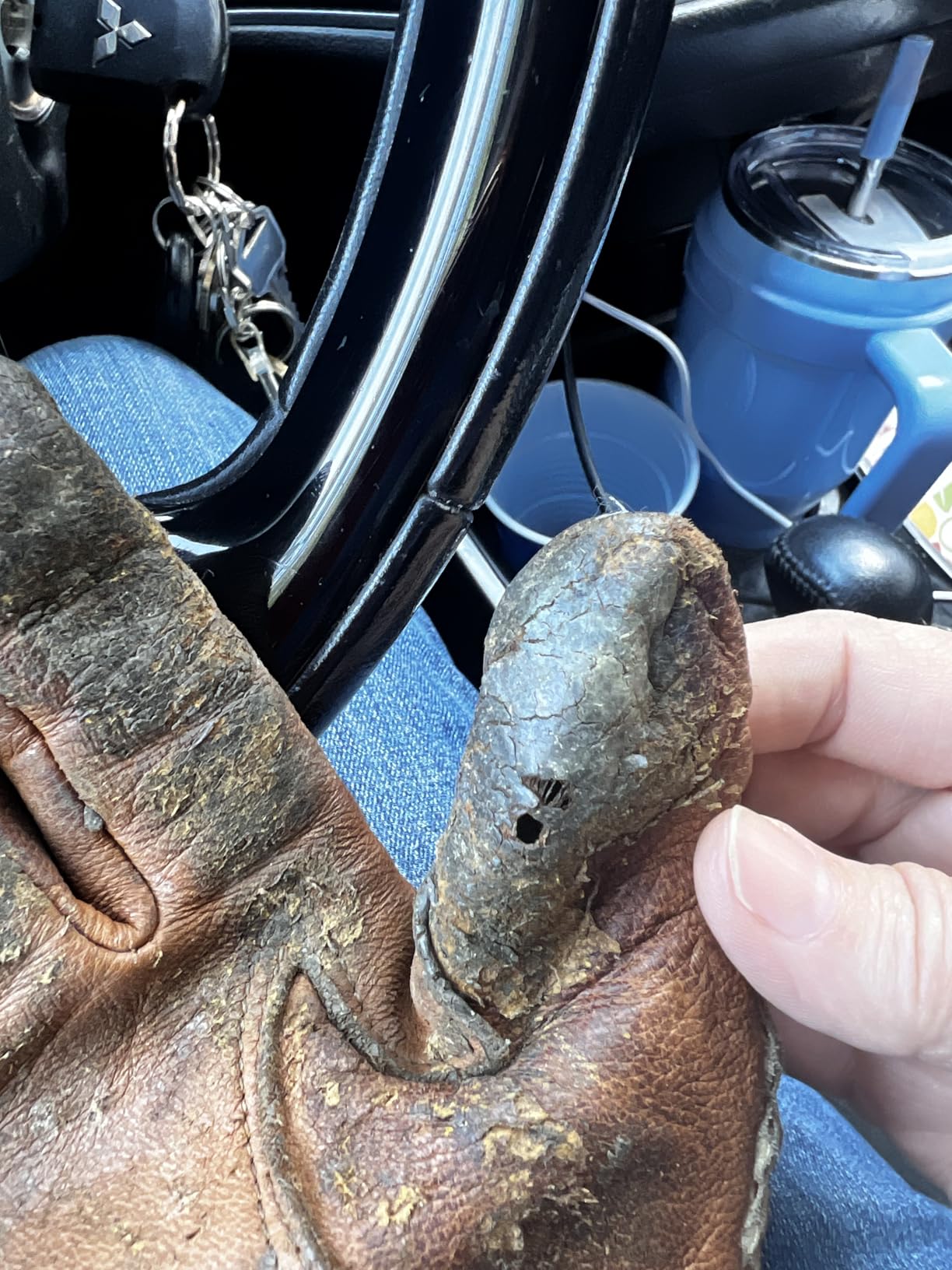 Professional Beekeeping Gloves, Premium 5mm Goatskin w/Patented Ventilation & Dexterity - Beekeeping Supplies customer photo 2
