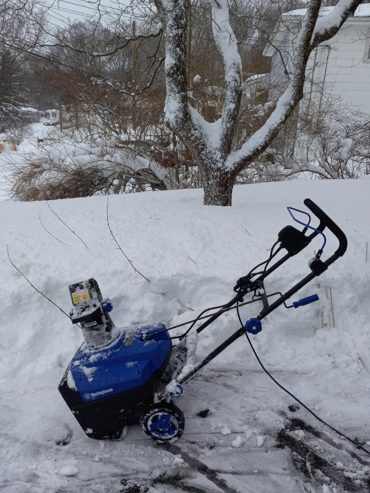 Westinghouse WSnow20 Corded Snow Blower 20 Inch, Steel Auger, Dual LED Lights, 1800 Watt Motor, Electric Snow Blower with 25ft Throwing Distance, Plows 680lbs/min, Adjustable Chute customer photo 2