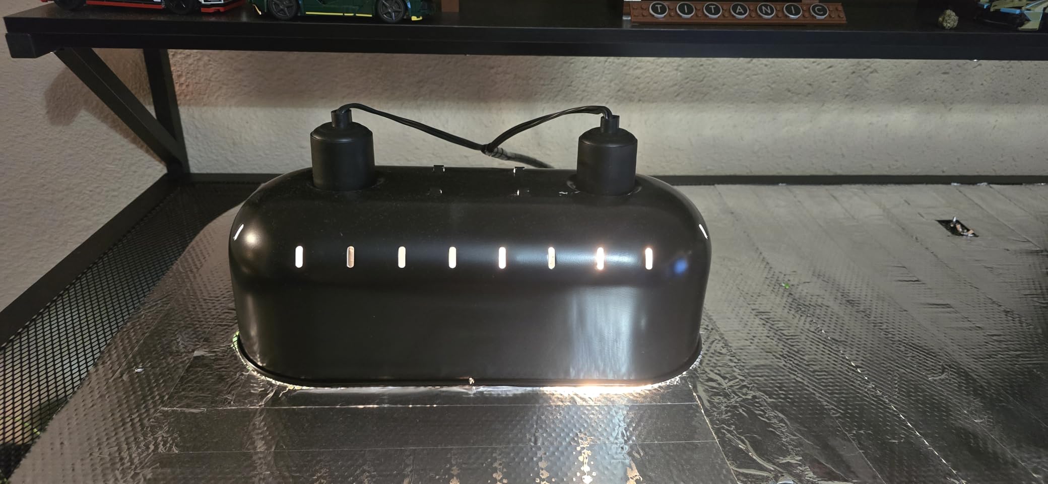 DXOPHIEX Dual Reptile Light Fixture,Reptile Heat Lamp Fixture with 150W Basking Bulb&Ceramic Heat Emitter,Double Dome Heat Lamp for Lizard,Gecko,Bearded Dragon,Tortoise,Snake,Chameleon customer photo 2
