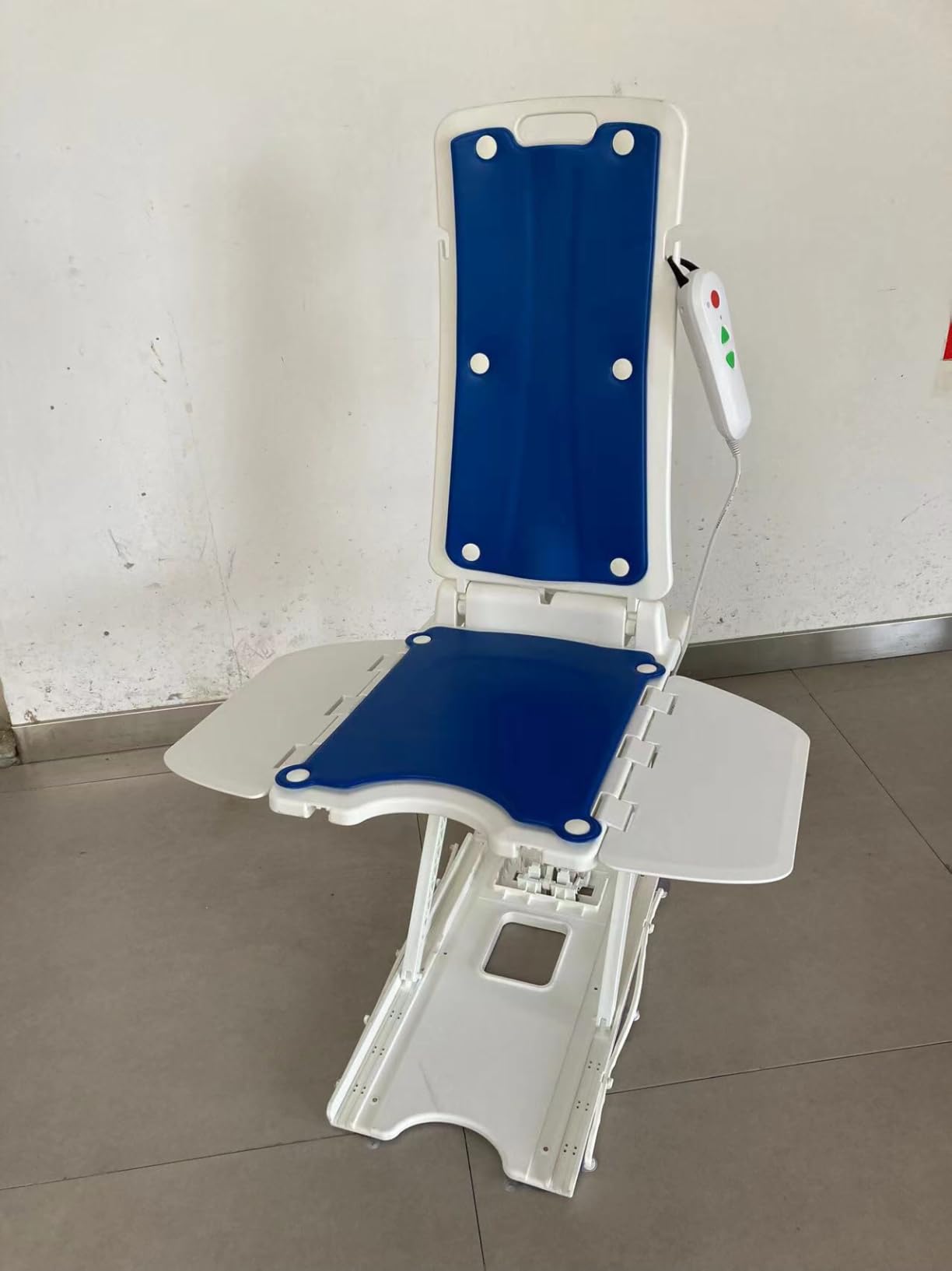 Electric Chair Lift, FSA & HSA Eligible, Up to 20inch Floor Lift for Elderly Falls, IP68 Waterproof Bath Tub Lift for Seniors, Up to 300lbs Lift Chair, for Home Floor Bathtub, 2nd Gen Version customer photo 2
