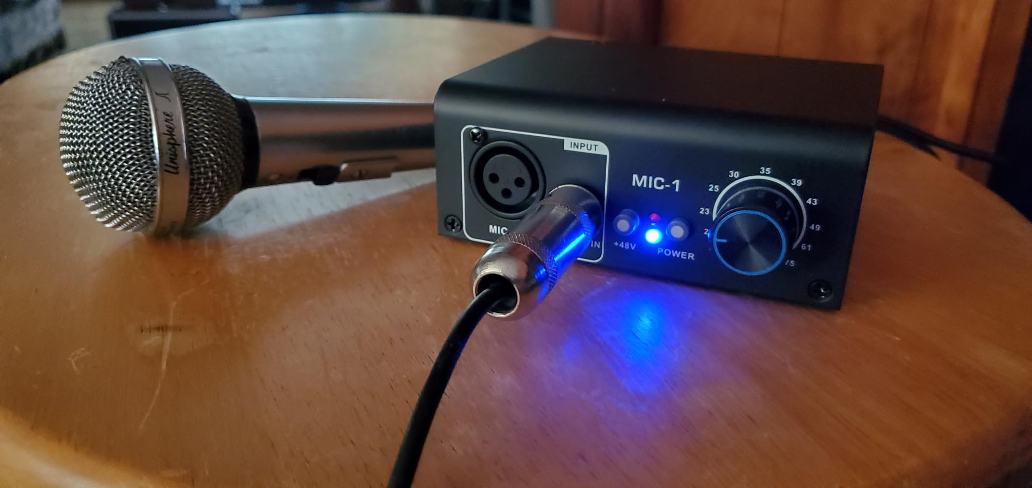 MIC-1 Microphone Preamp Mic Gain Booster with 2 Input Max 75db Gain 48V Phantom Power Ultra-Clean Gain for Dynamic and Condenser Mic customer photo 2