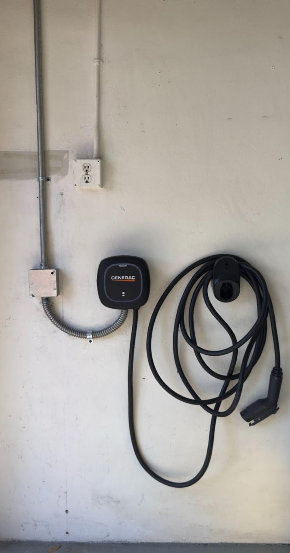 Generac Electric Vehicle (EV) Charger Level 2 Plus, 48 AMP - WiFi & Bluetooth App Management customer photo 1