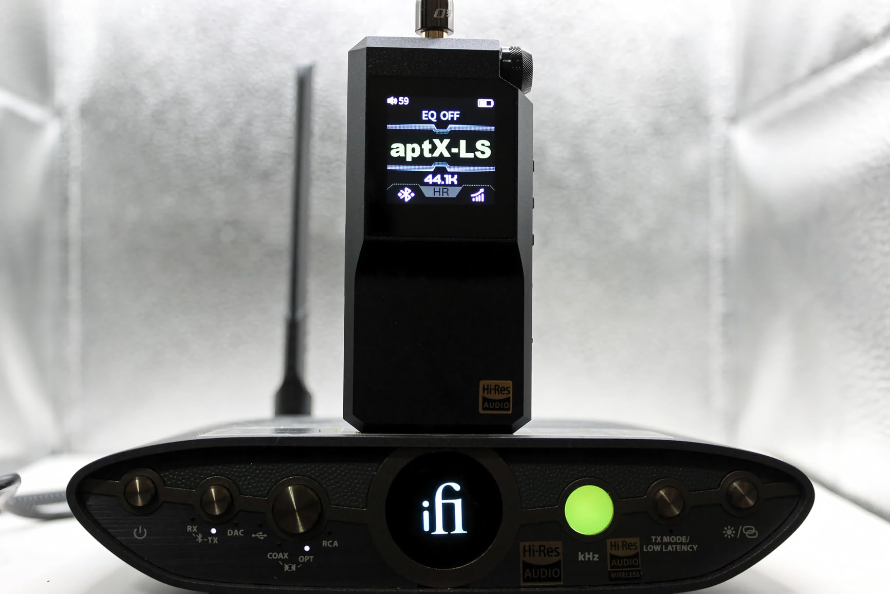 iFi Audio Zen Blue 3 - Hi-Fi Lossless Bluetooth 5.4 DAC - Transmitter & Receiver with Qualcomm QCC5181 Chipset - aptX Lossless - LDAC, LHDC/HWA - USB DAC Functionality, and Dual RCA/4.4mm Balanced Outputs customer photo 2