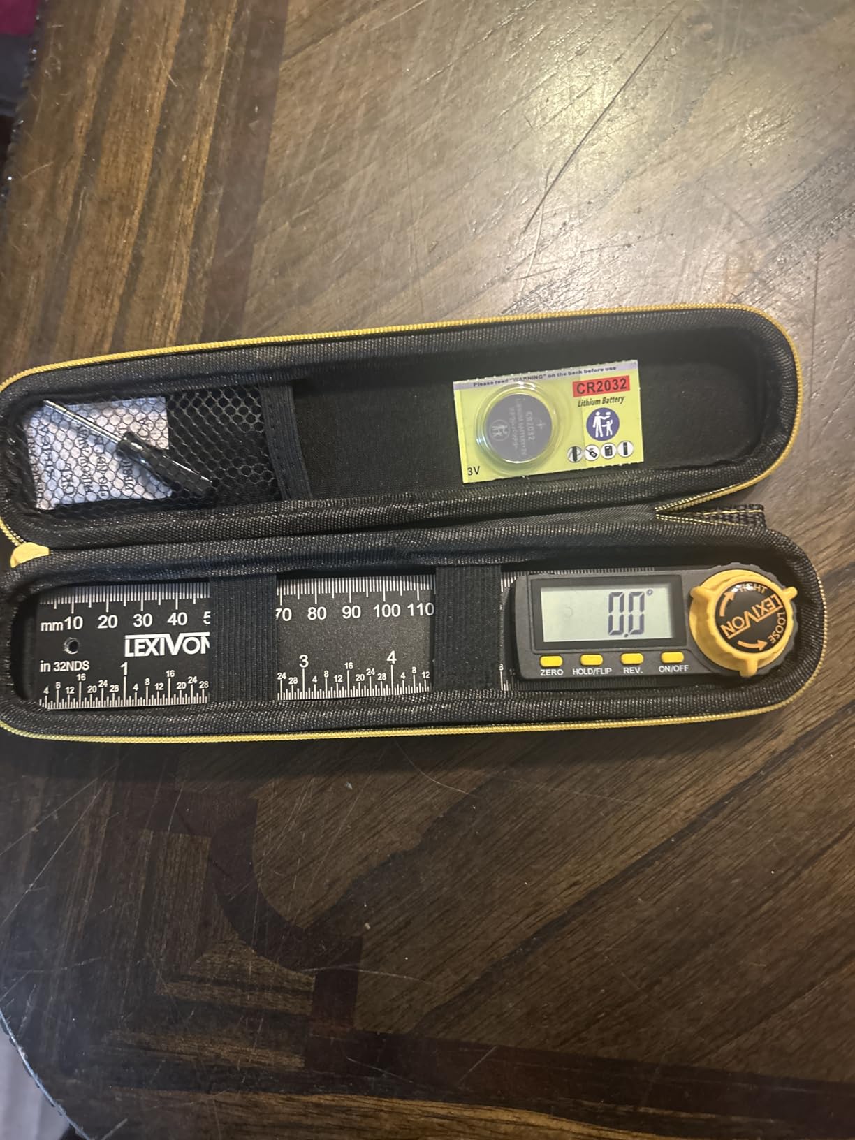 LEXIVON Aluminum Digital Angle Finder Gauge, 5-inch/130mm Multi-Purpose Protractor, Includes XL Display and Rugged Zippered Pouch (LX-DAF5) customer photo 1
