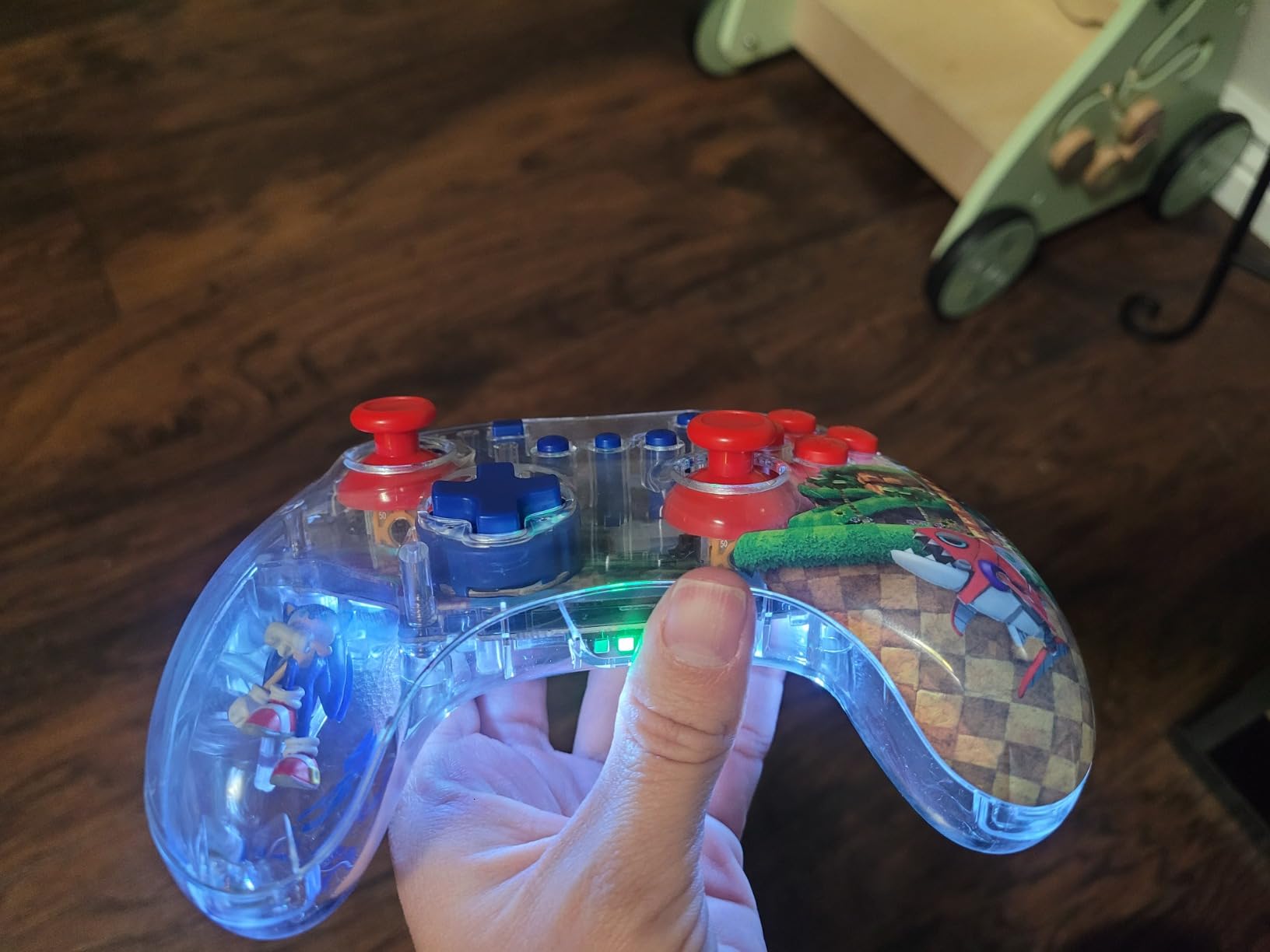 PDP REALMz Wireless Nintendo Switch Pro Controller, Customizable LED, 40 Hour Rechargeable Battery Power, Officially Licensed by Nintendo: Minecraft Steve - Forest Biome customer photo 2
