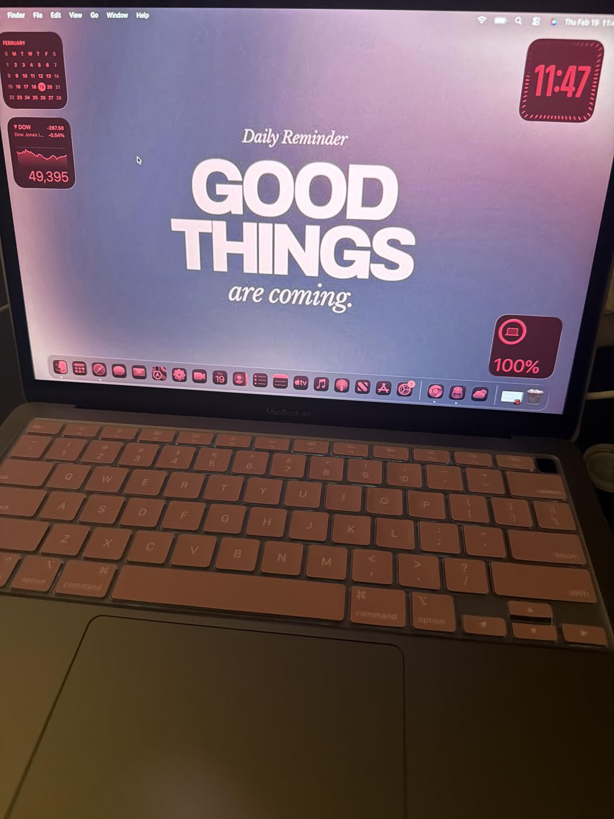 Apple MacBook Air 2020 13.3-inch (Apple M1 Chip, 8GB RAM, 128GB SSD Storage) - Space Gray (Renewed Premium) customer photo 1