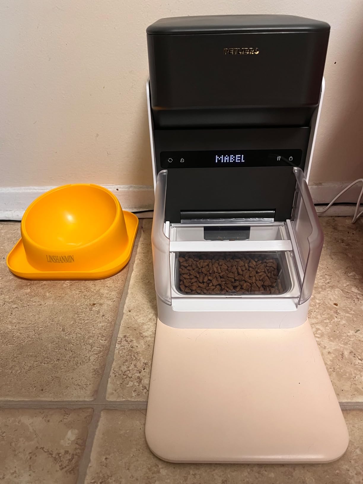PETLIBRO RFID Multiple Cats Feeder 2 Packs, Tag Activated Exclusive Meals, 5G&2.4G Wi-Fi Auto Food Dispenser for Pets with Different Diets and Stop Food Stealing customer photo 2