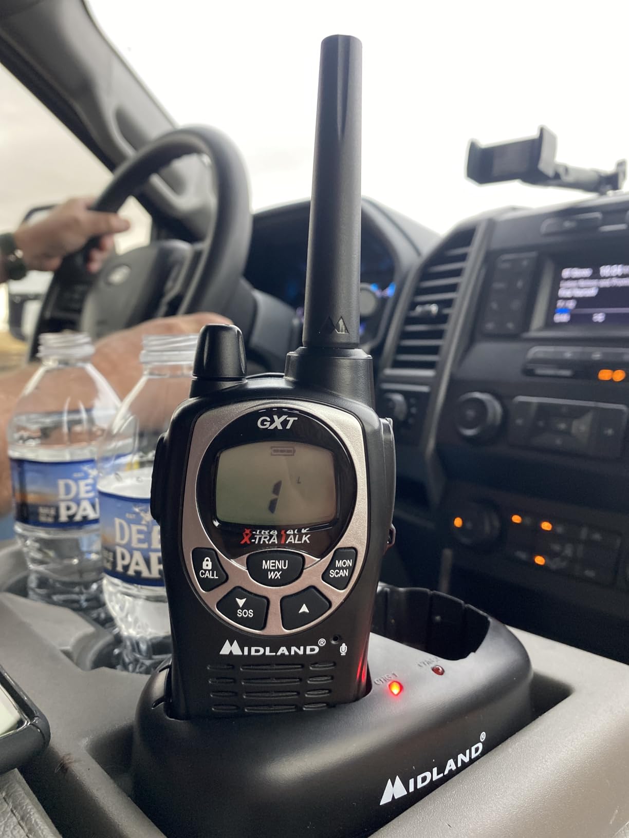 Midland GXT3000 GMRS Two-Way Radio (50-Channel, Repeater Capable, Long Range, 142 Privacy Codes, SOS, NOAA, Rechargeable Lithium Ion Battery, Black/Silver, 2-Pack) customer photo 1