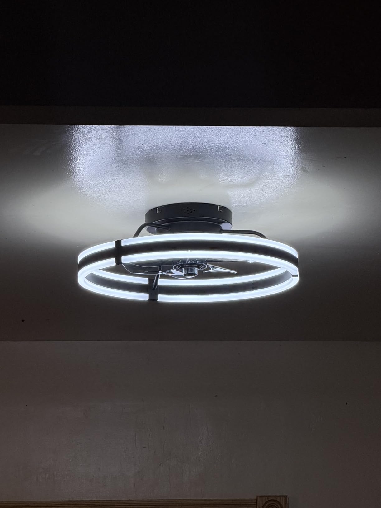 ZMISHIBO Ceiling Fans with Lights and Remote, 19.7'' Low Profile Ceiling Fan, 3000-6000K Dimmable Modern Flush Mount LED Fan Light, 6 Wind Speeds, Black Fandelier Ceiling Fans for Bedroom customer photo 2