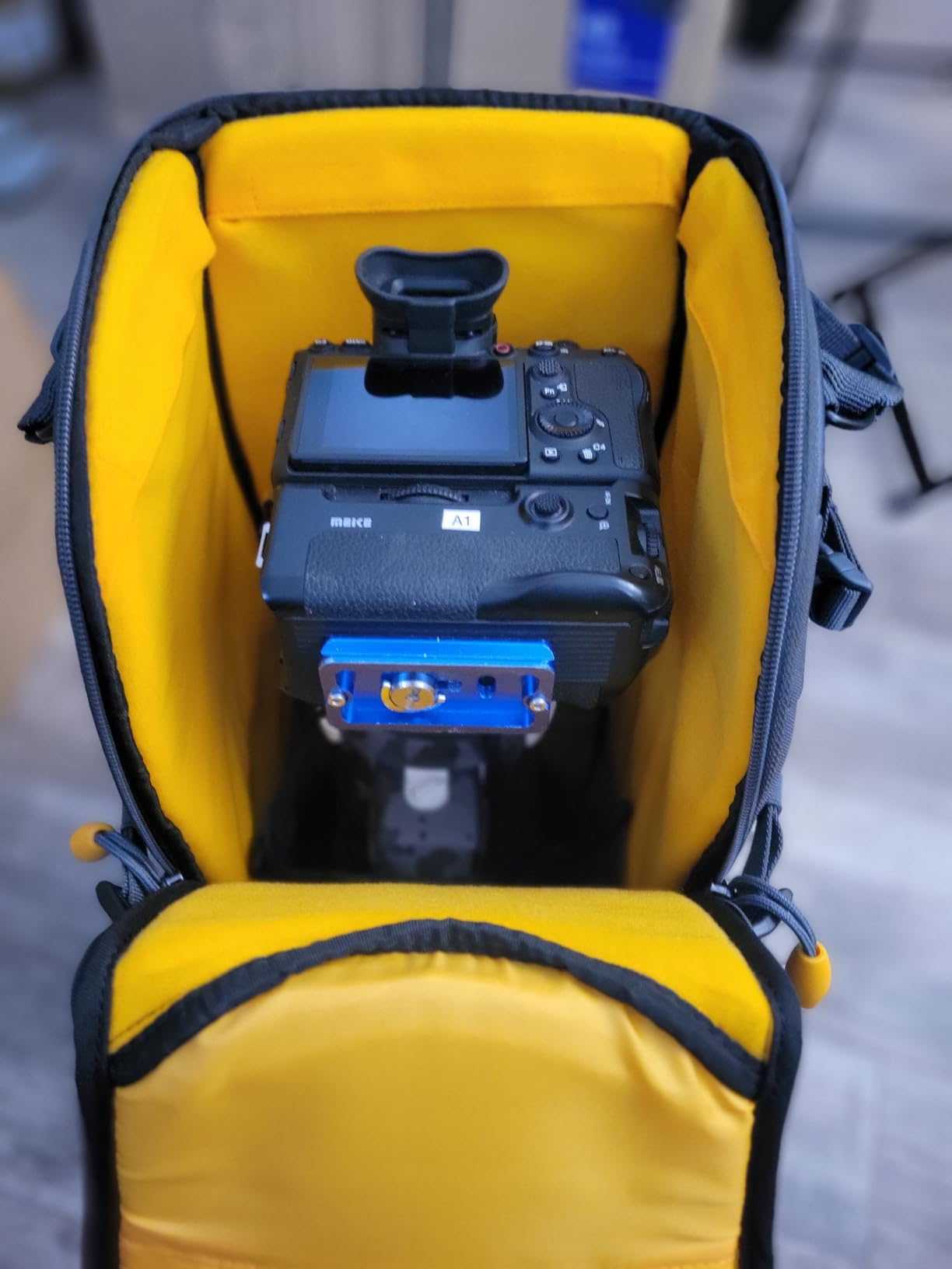 VANGUARD Alta Sky 62 Camera Backpack for up to 600 mm lens attached to a DSLR or Full-Frame Mirrorless Body customer photo 2