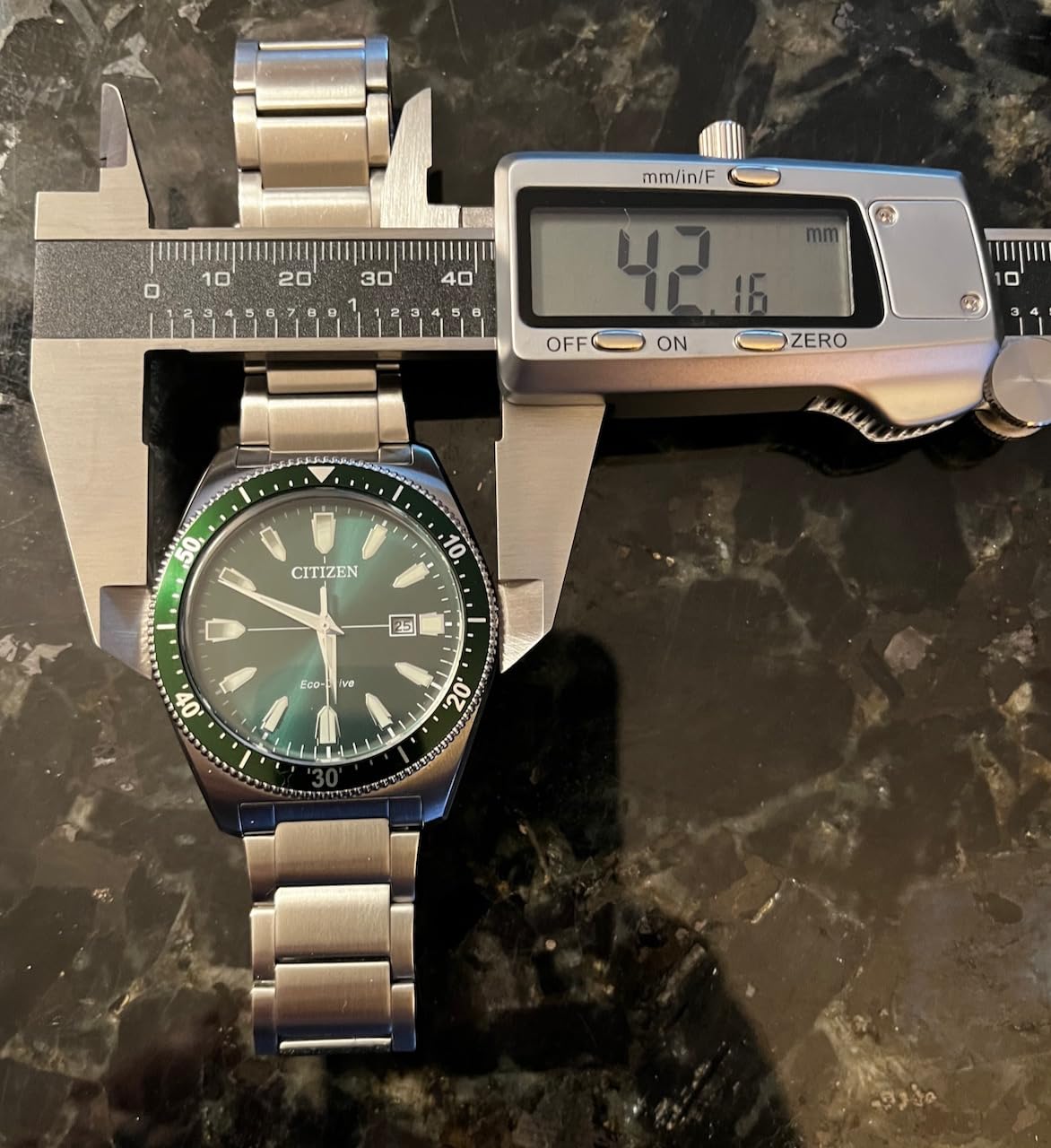 Kynup Digital Caliper, Caliper Measuring Tool, Micrometer Dial Vernier Caliper Digital, Full Turn Off, Stainless Steel, Switch from Inch Metric Fraction, Black(6Inch/150MM) customer photo 1