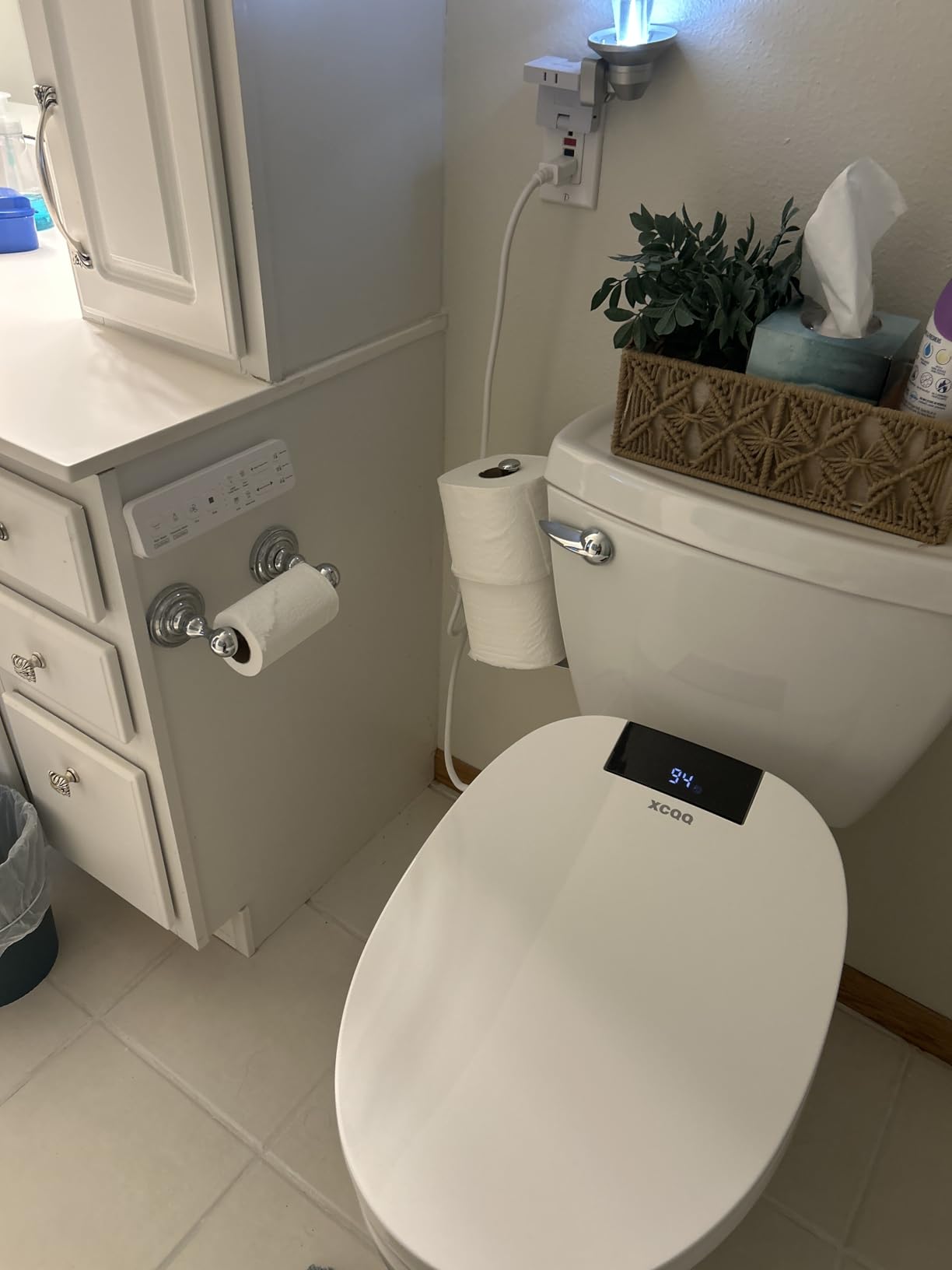 XCQQ Electric Bidet Toilet Seat with Remote, Heated Toilet Seat, Instant Warm Water, Warm Air Dryer, Rear & Feminine with Oscillating Cleansing, Night Light, Slow Close Lid, LED Display - Elongated customer photo 2