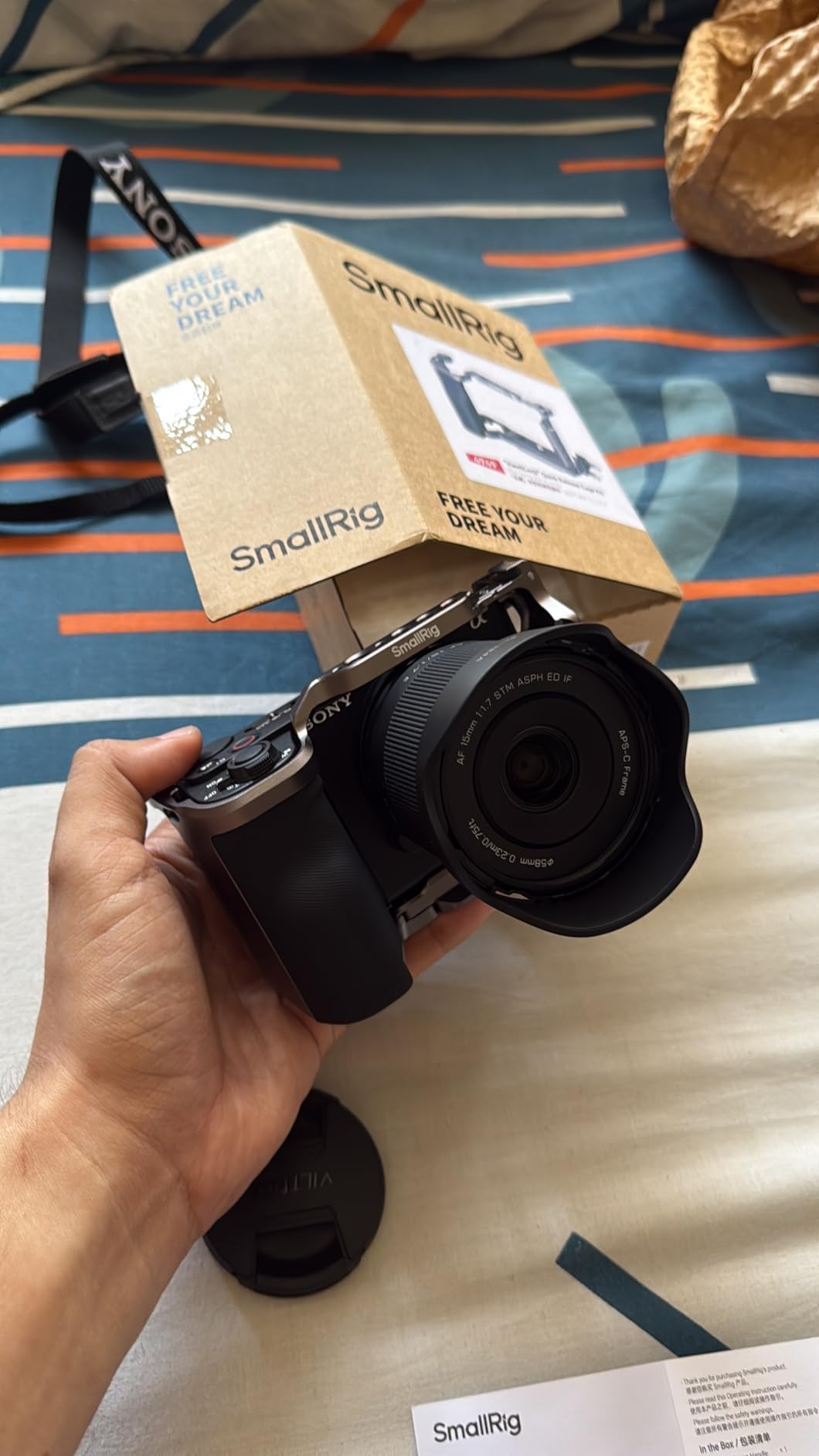 SmallRig ZV-E10 II Cage Kit for Sony ZV-E10 II with Cable Clamp for HDMI, Built-in Quick Release Plate for Arca, Cold Shoe and 3/8''-16 Threaded Holes, Full Access - 4867 customer photo 1