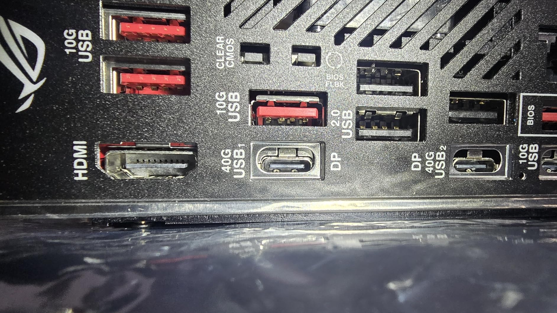 ASUS ROG STRIX X870-I GAMING WIFI AMD AM5 X870 Mini ITX motherboard 10+2+1 power stages, Dynamic OC Switcher, Core Flex, DDR5 AEMP, WiFi7, 2x M.2, PCIe 5.0, Q-Release Slim, USB4, AI OCing & Networking customer photo 1