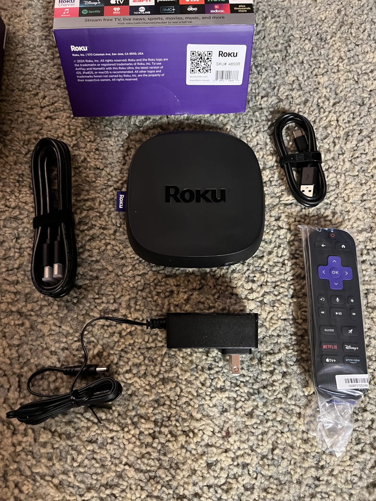 Roku Ultra - Ultimate Streaming Player - 4K Streaming Device for TV with HDR10+, Dolby Vision & Atmos - Bluetooth & Wi-Fi 6 - Rechargeable Voice Remote Pro with Backlit Buttons - Free & Live TV customer photo 1
