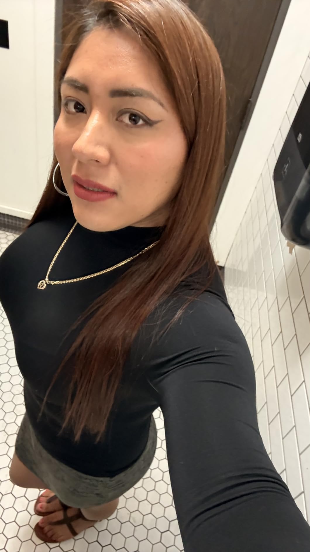 The Ordinary Niacinamide 5% Face and Body Emulsion, Dark Spot & Skin Tone Corrector, 3.4 Fl Oz customer photo 2